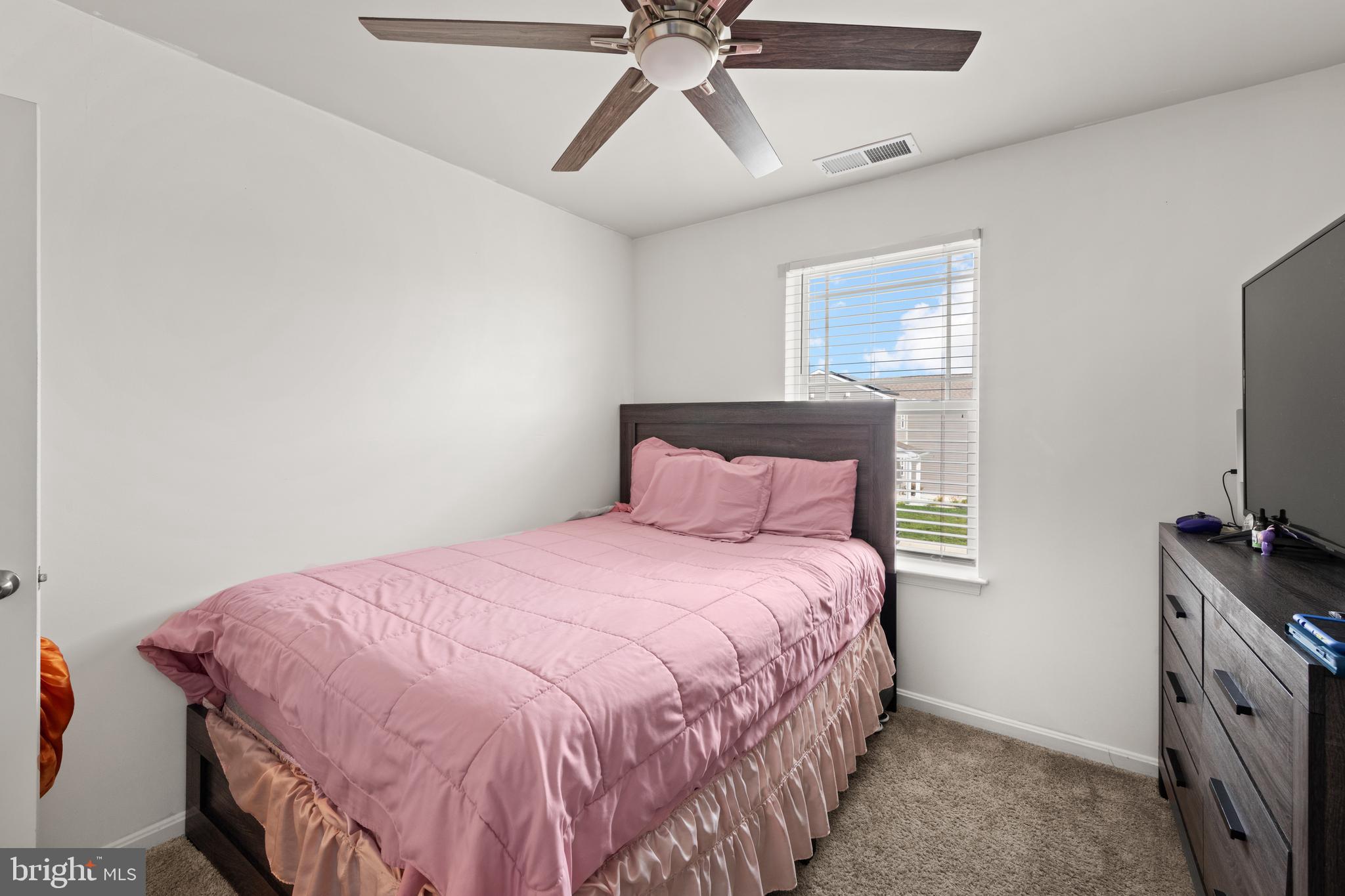 CEDAR COMMONS - Residential