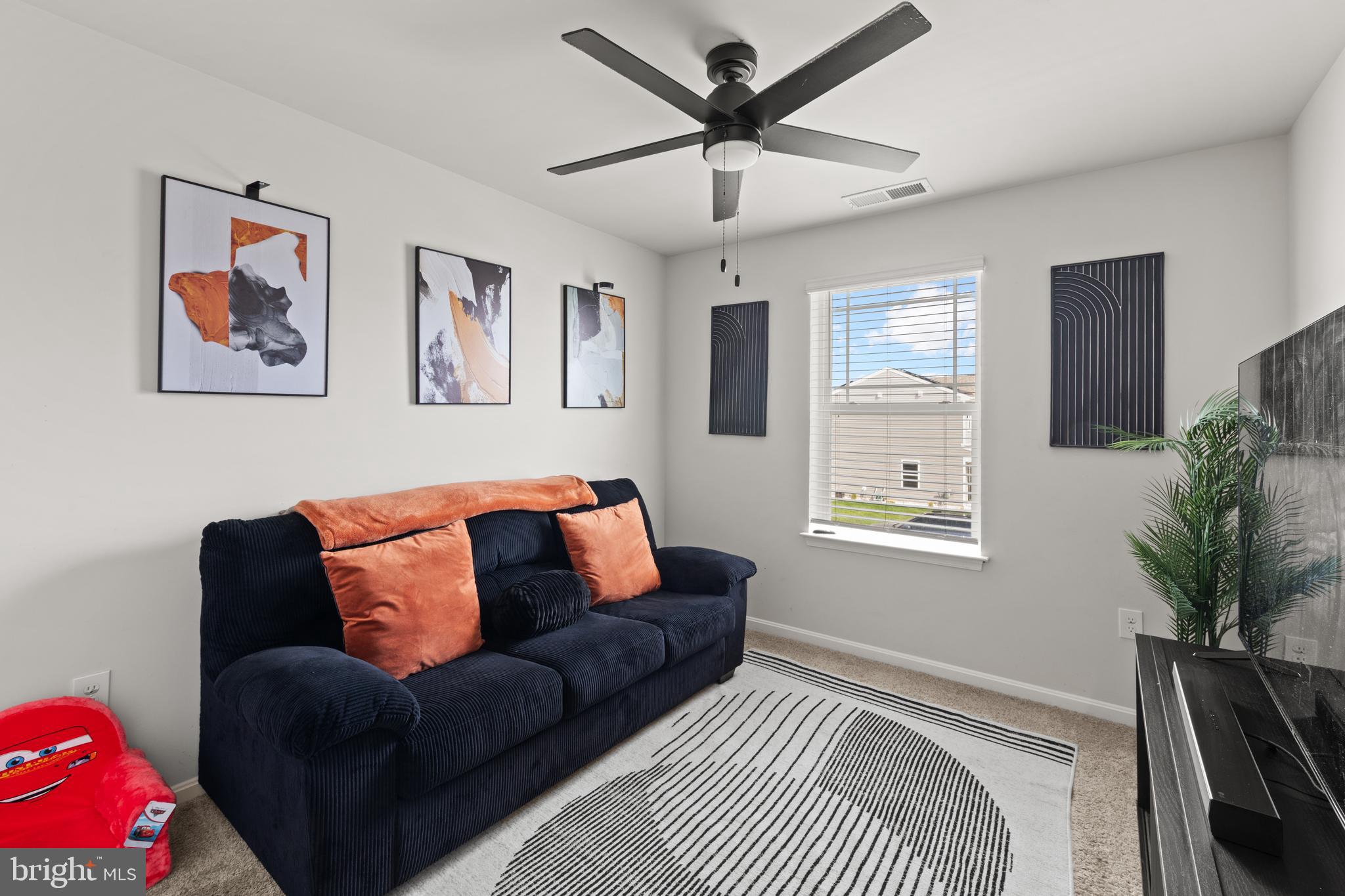 CEDAR COMMONS - Residential