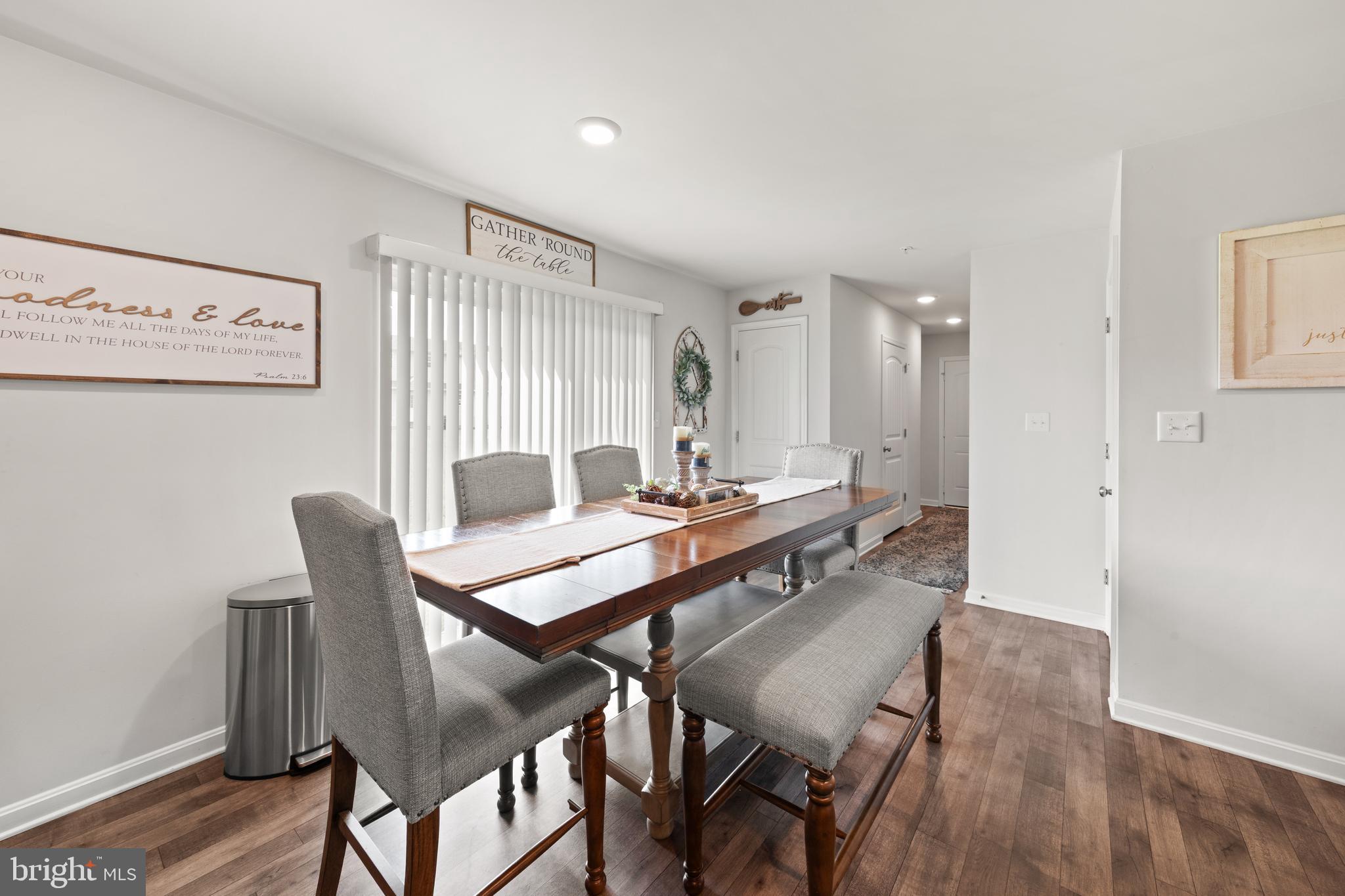 CEDAR COMMONS - Residential