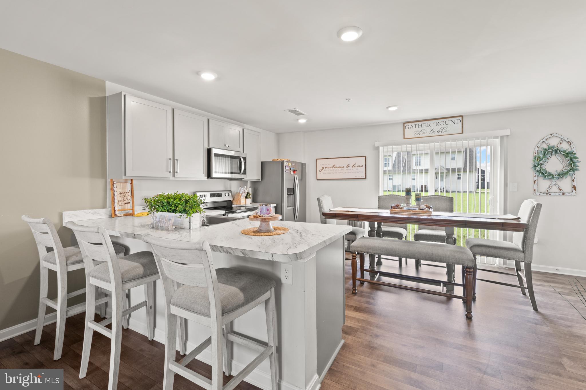 CEDAR COMMONS - Residential