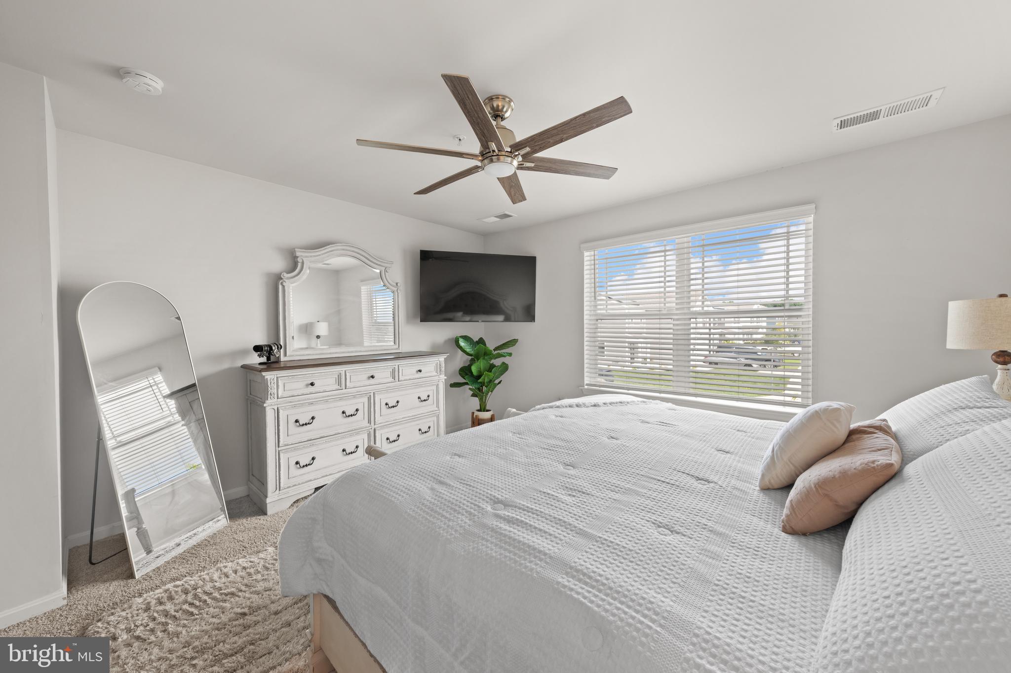CEDAR COMMONS - Residential