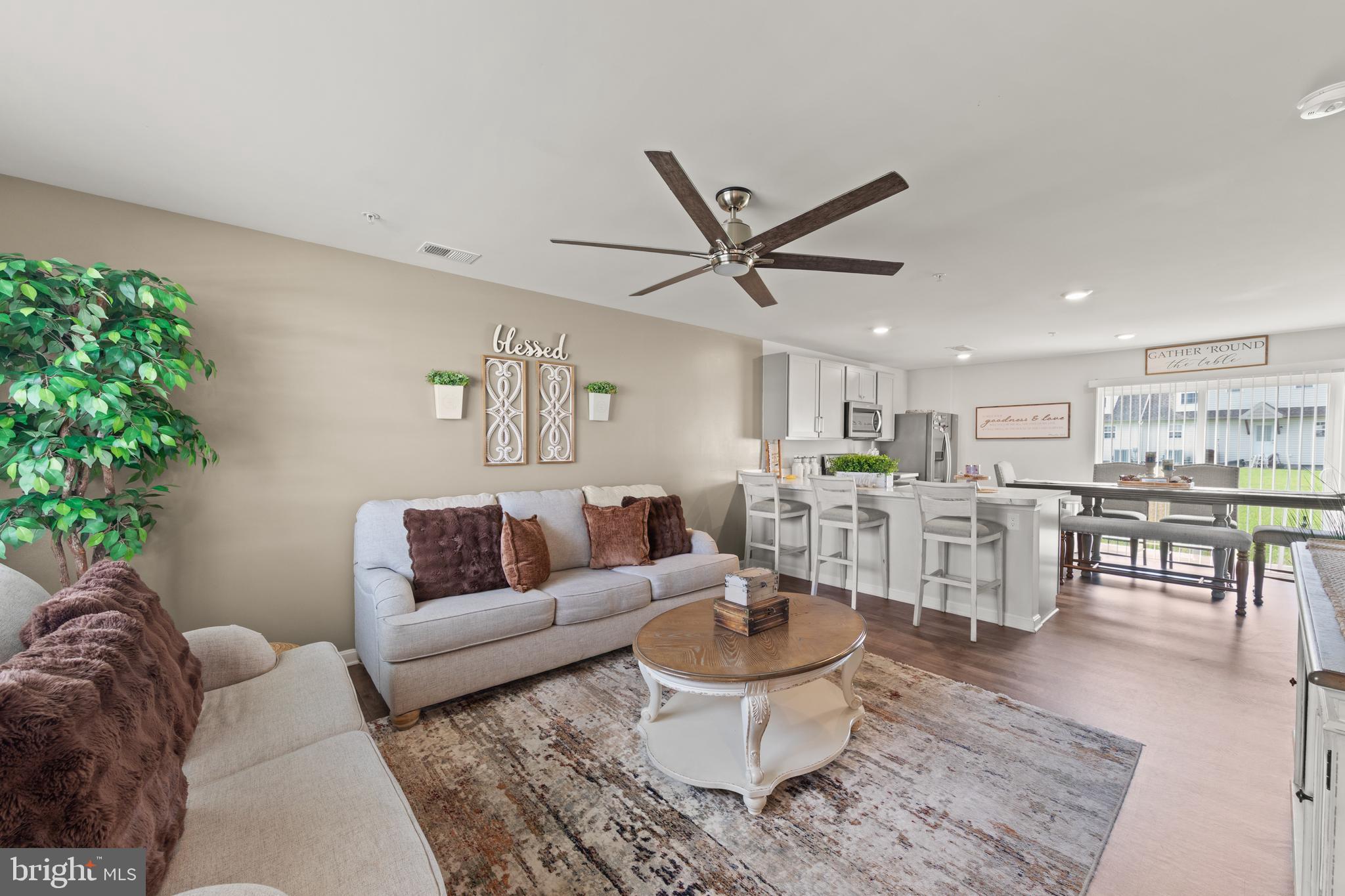 CEDAR COMMONS - Residential