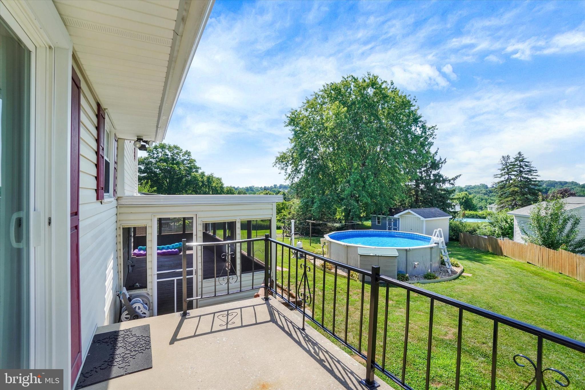 SUNSET TERRACE - Residential