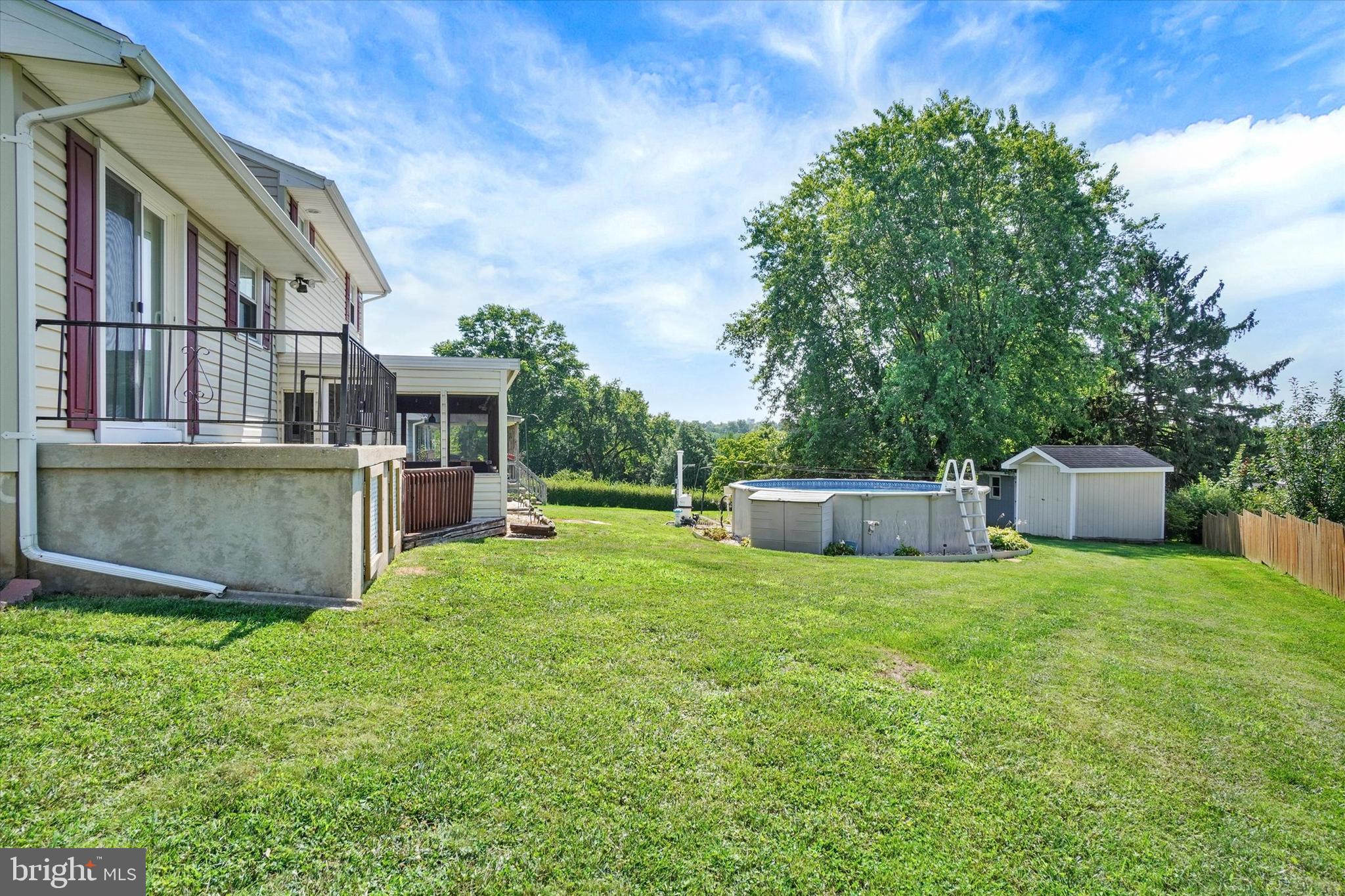 SUNSET TERRACE - Residential