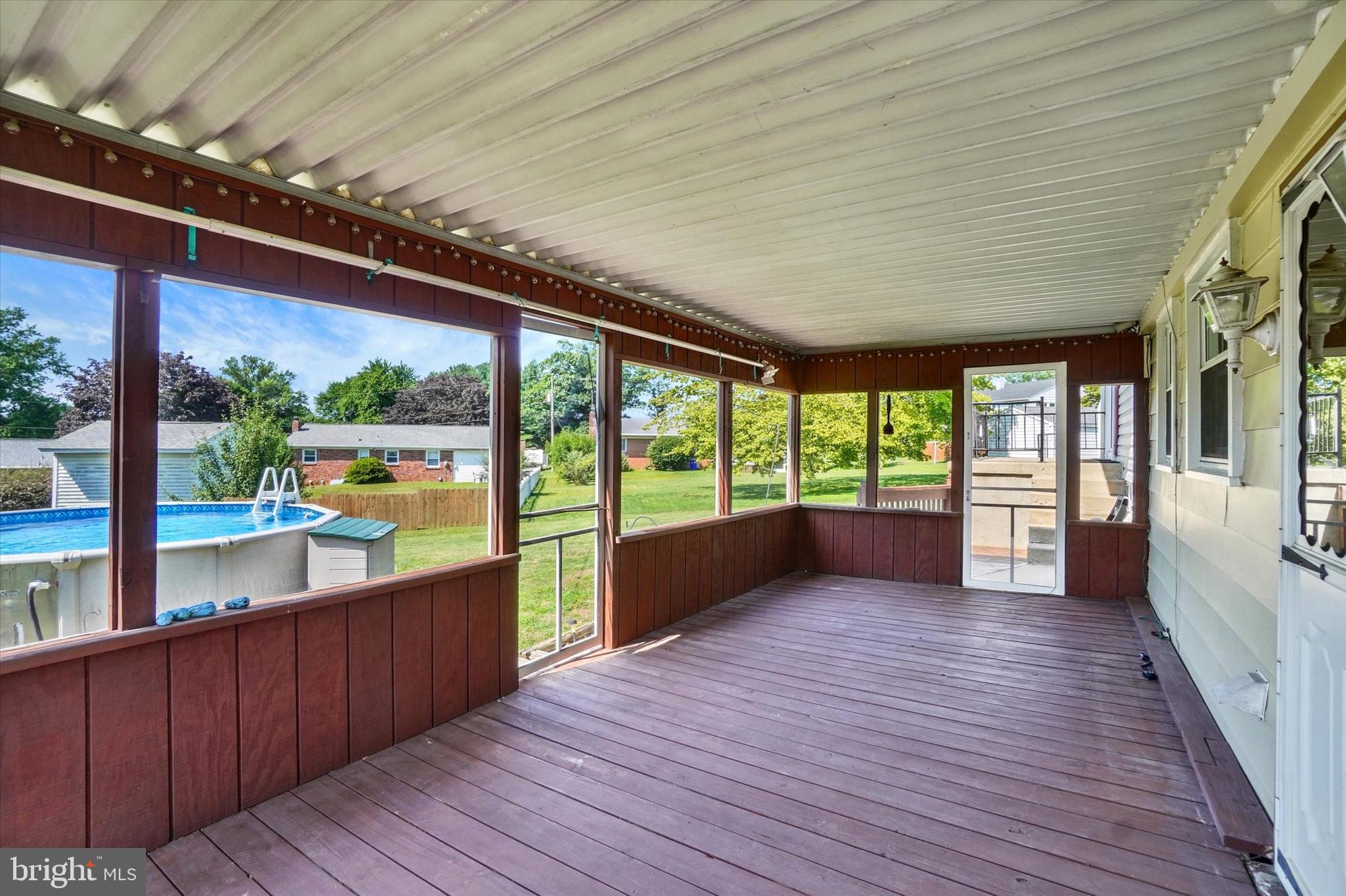 SUNSET TERRACE - Residential