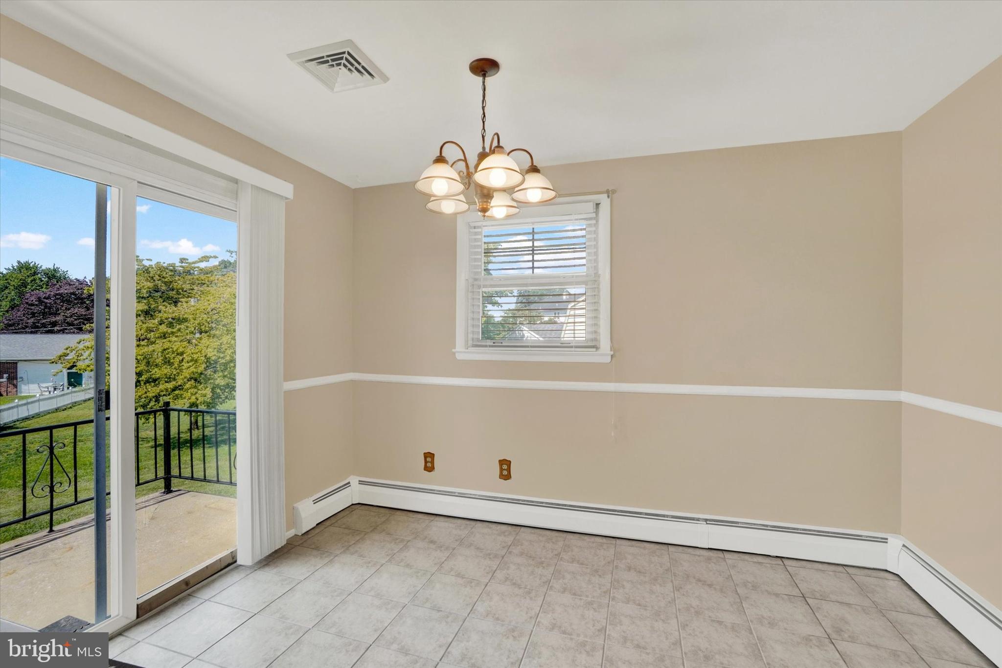 SUNSET TERRACE - Residential