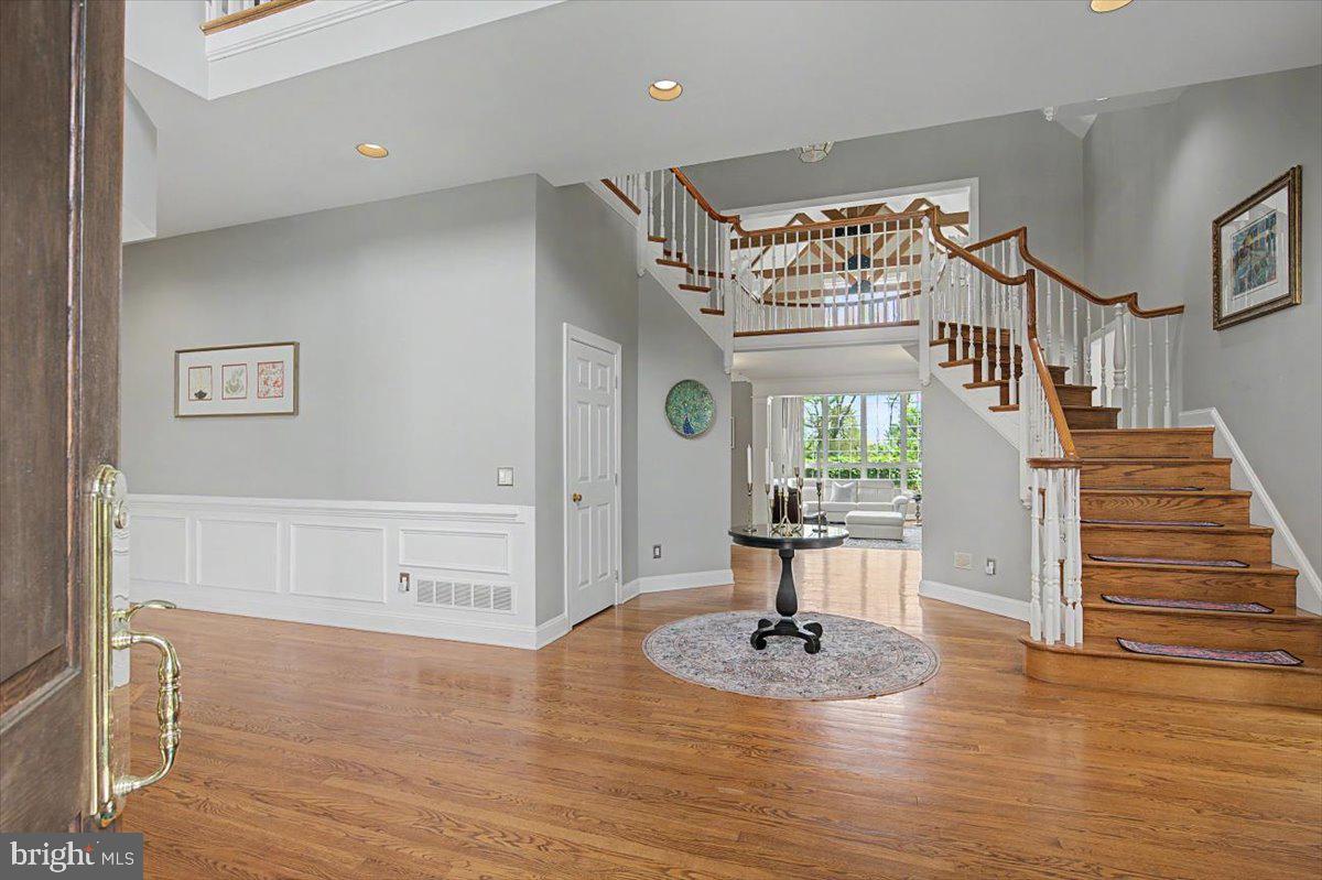 STONEY RUN - Residential