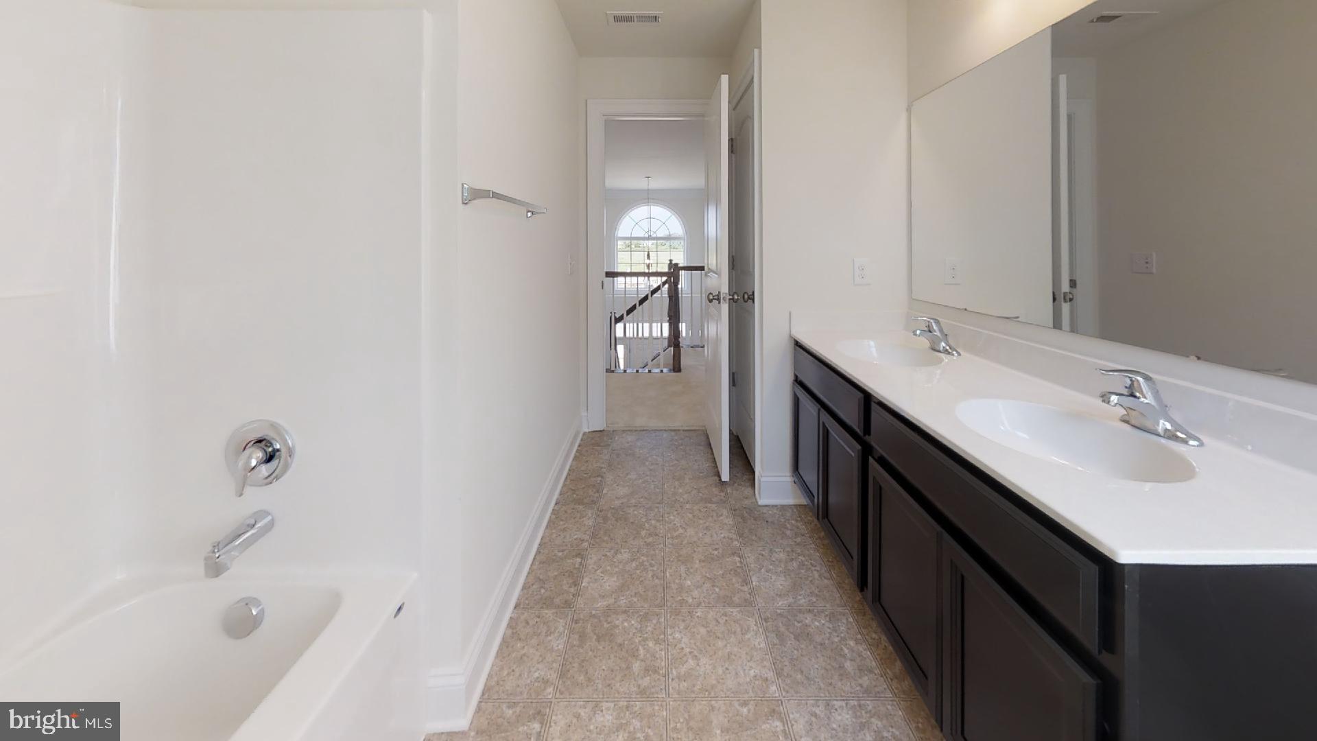 HIDDEN BROOK - Residential