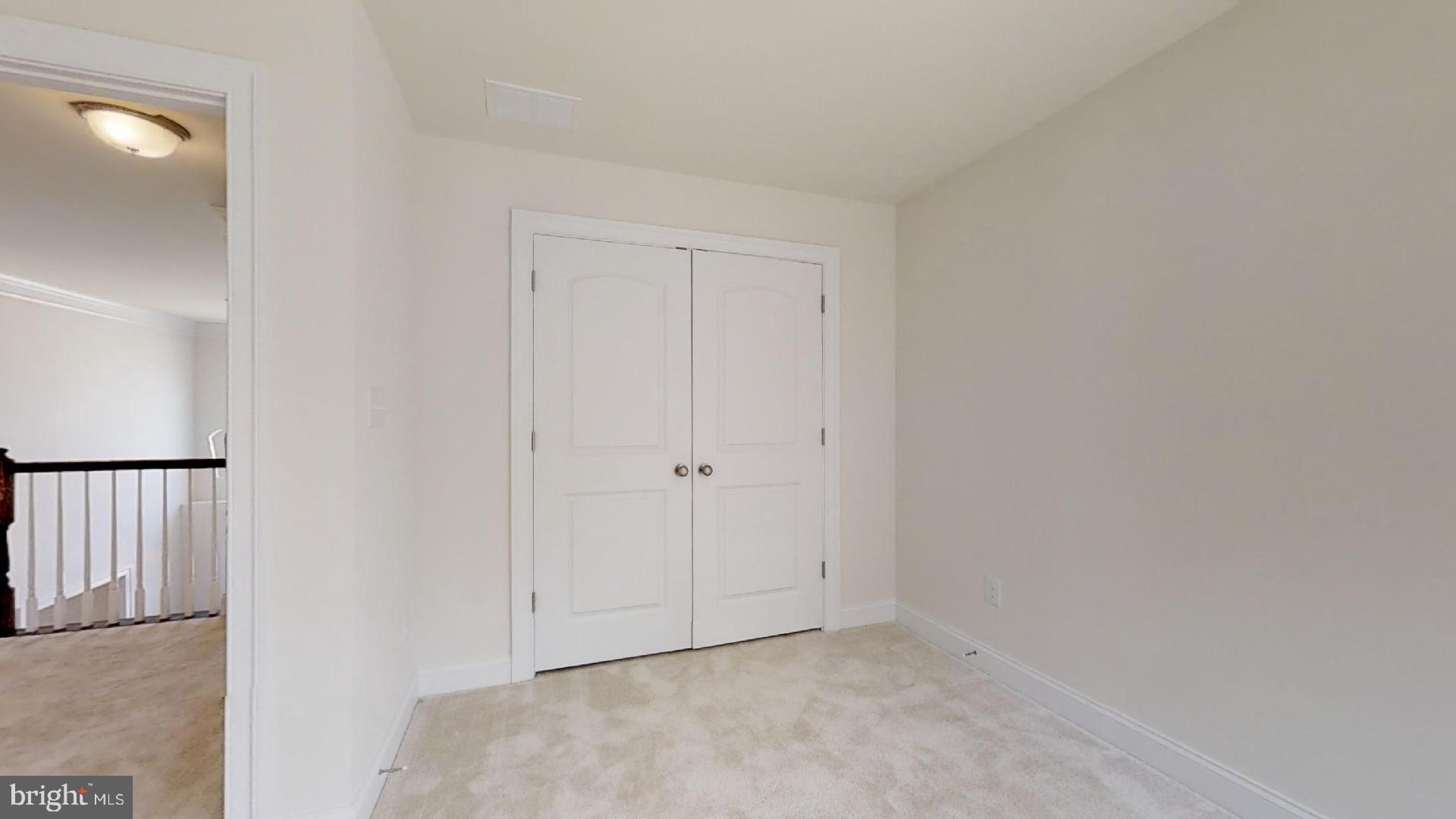 HIDDEN BROOK - Residential