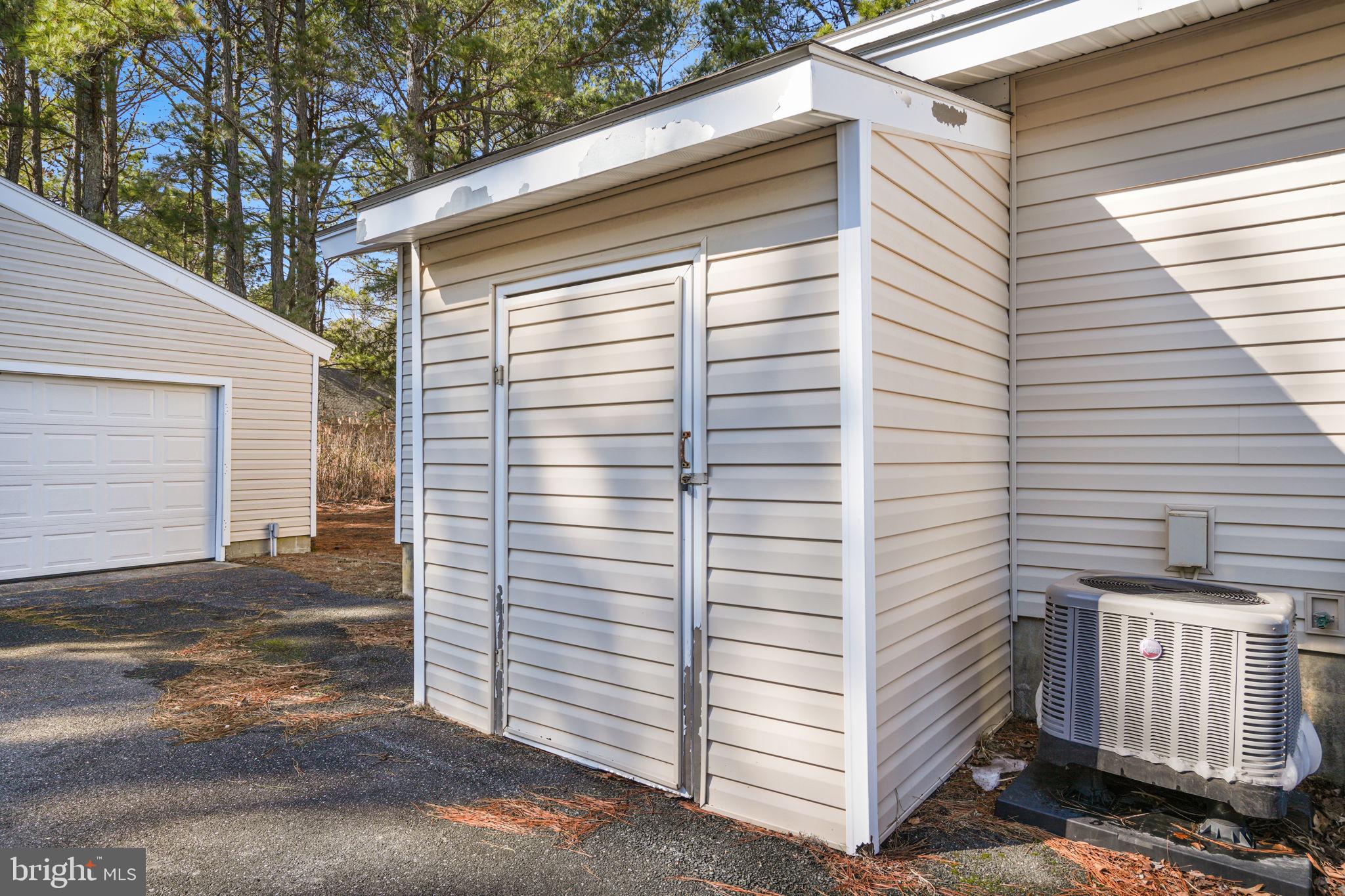 OCEAN PINES - Residential