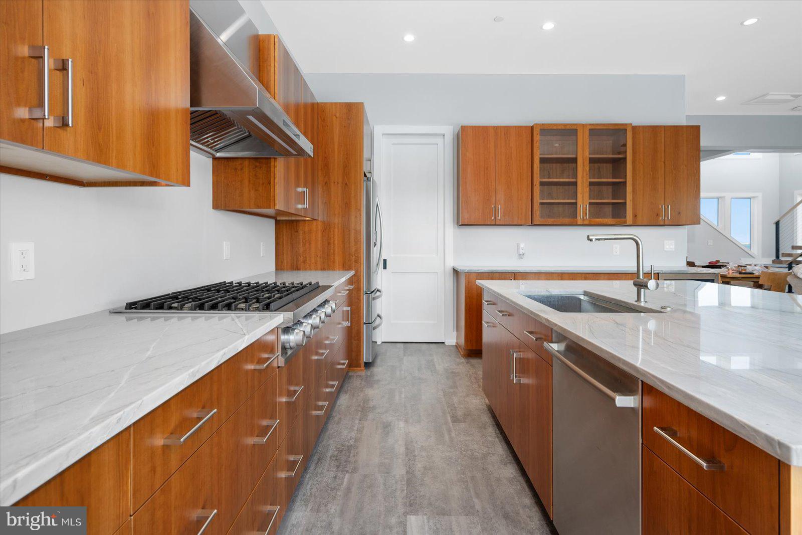 SNUG HARBOR - Residential
