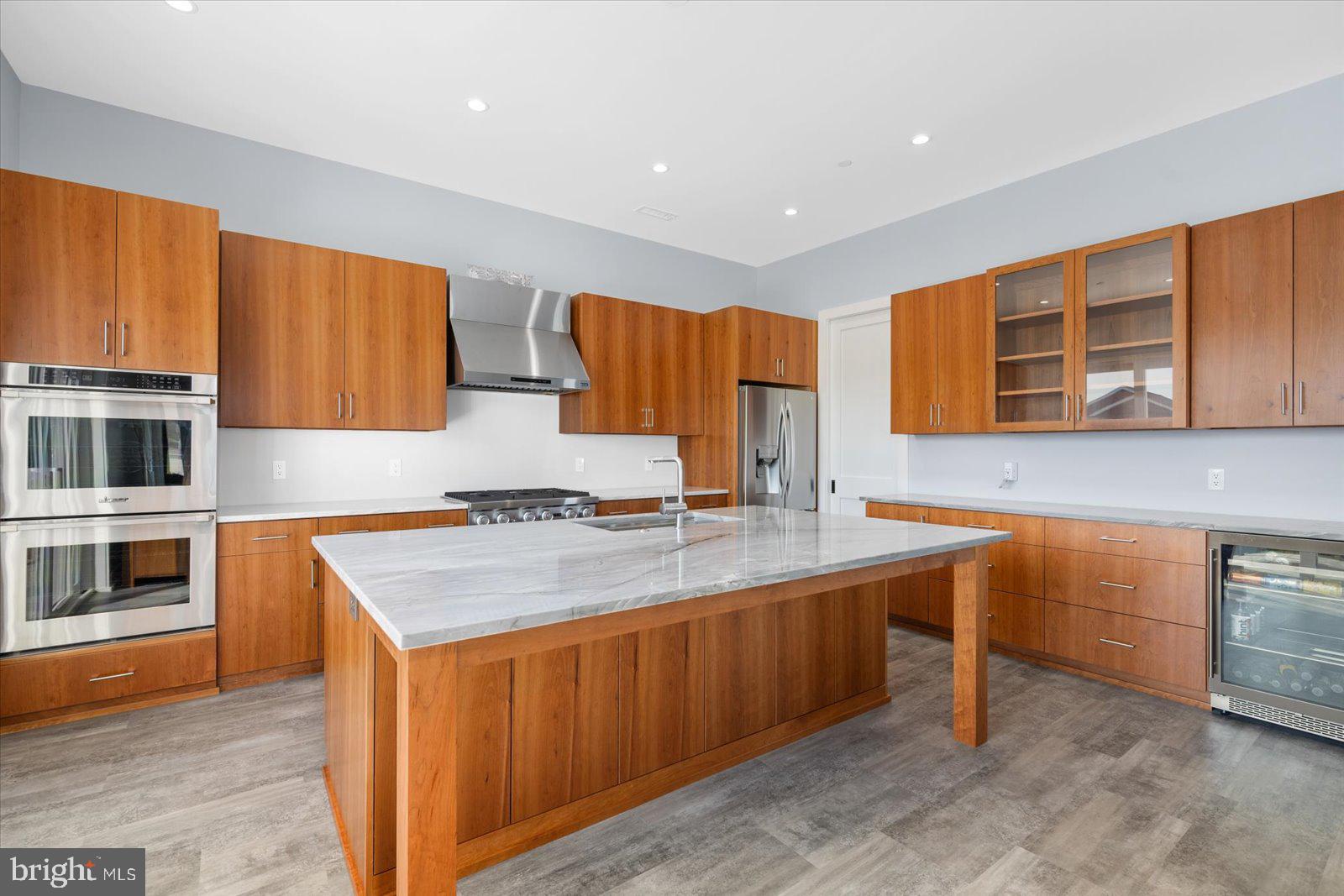 SNUG HARBOR - Residential