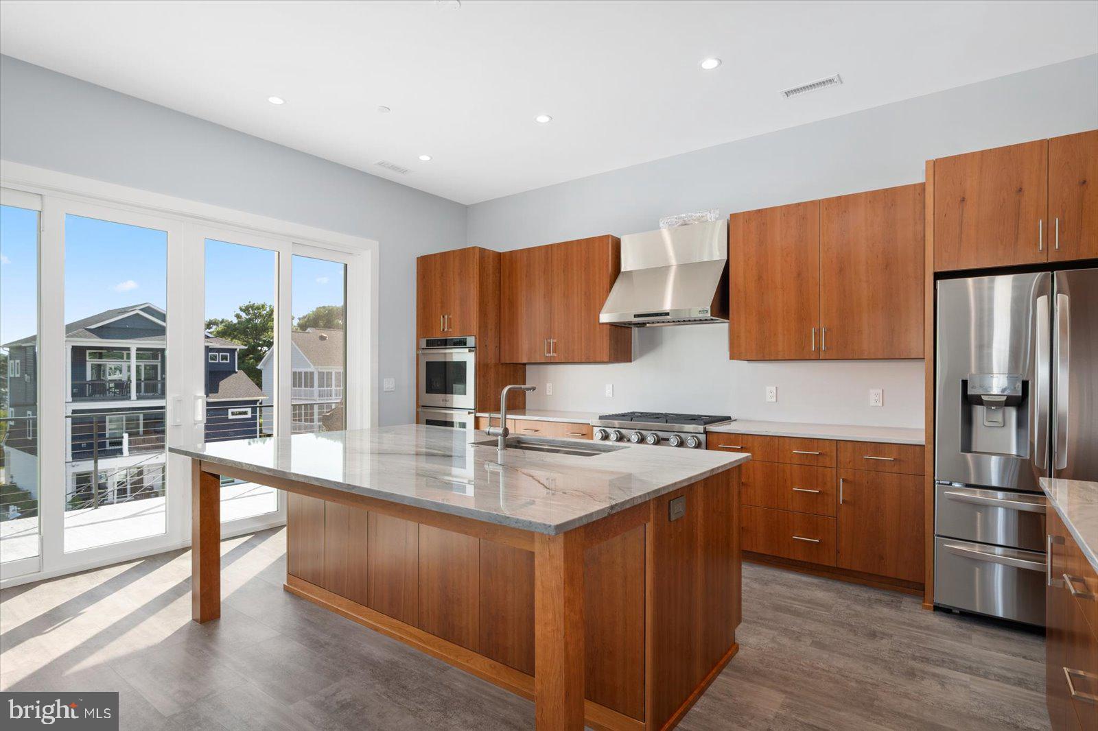 SNUG HARBOR - Residential
