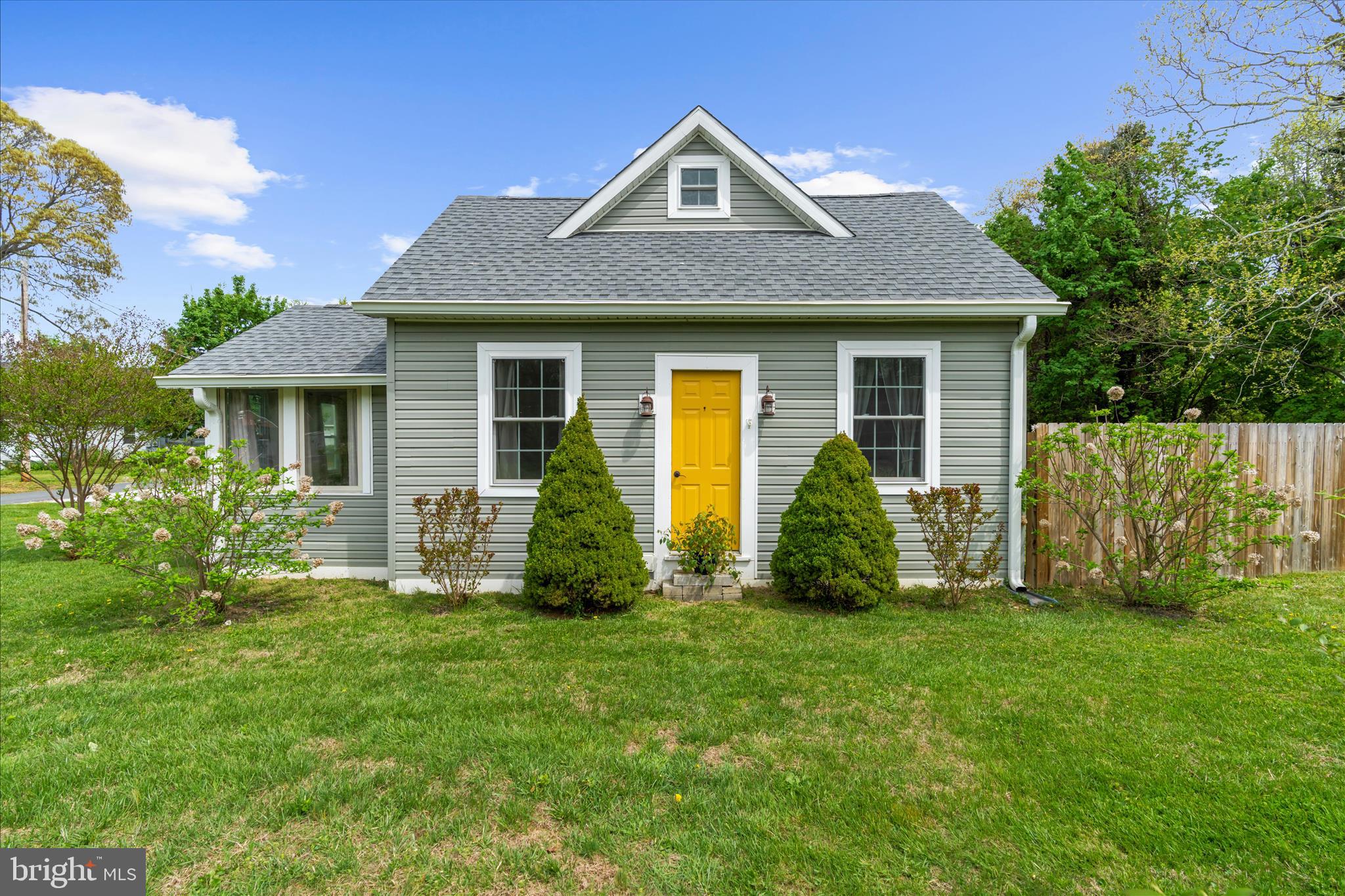 HACKS POINT - Residential