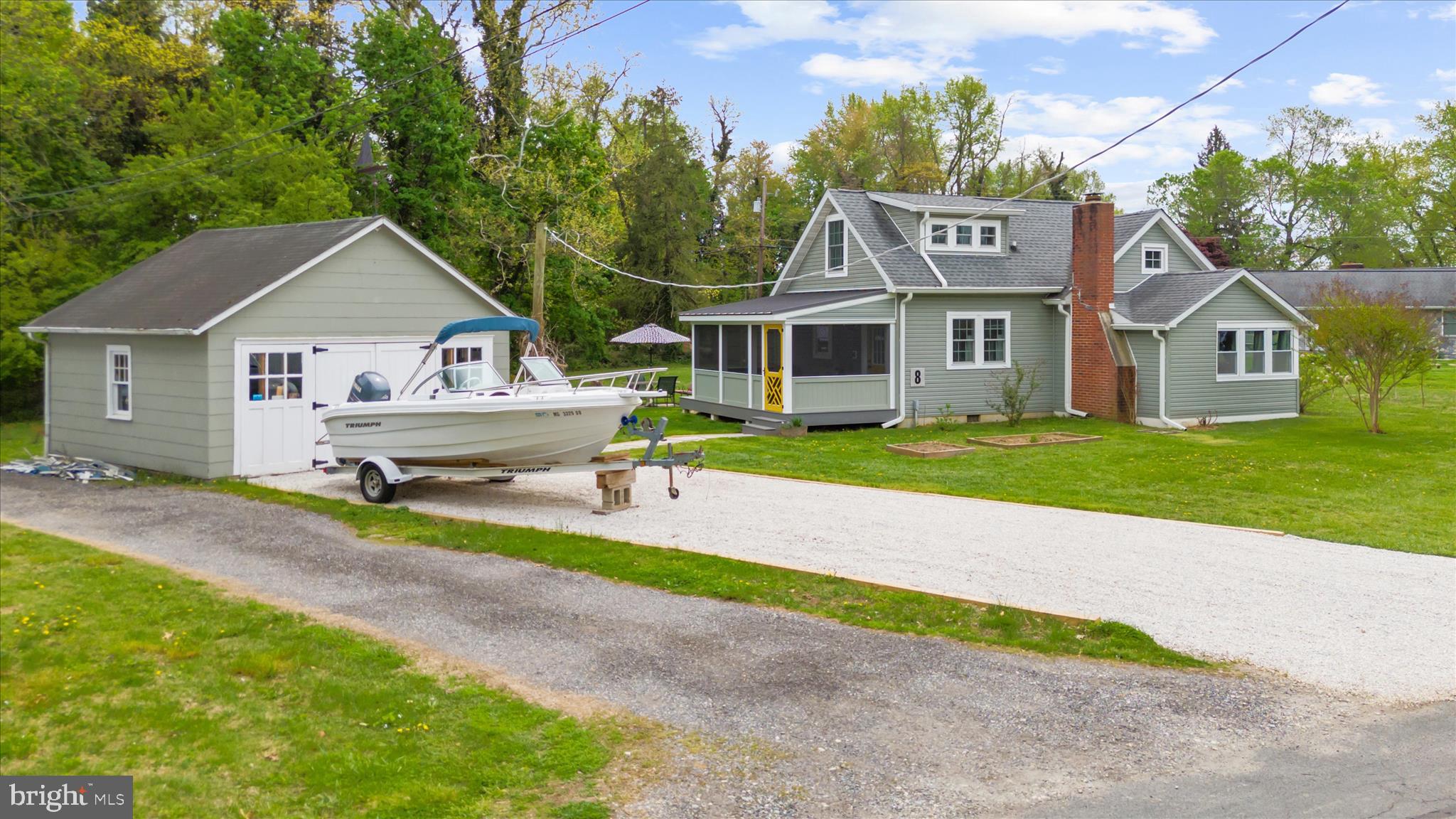HACKS POINT - Residential