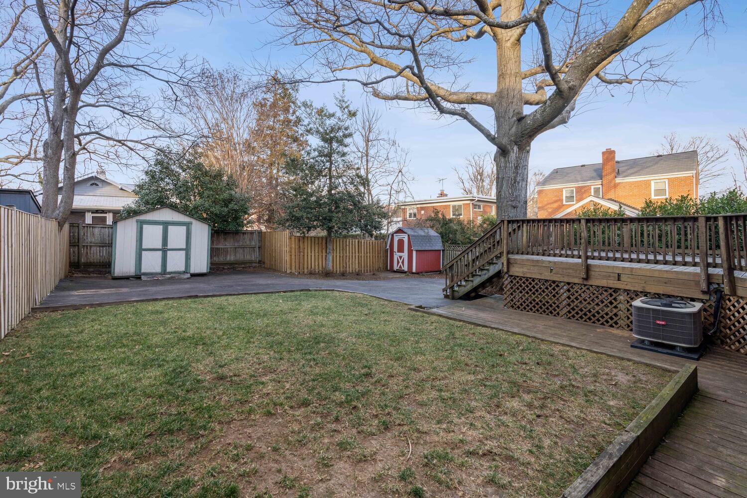 ARLINGTON HILLS - Residential