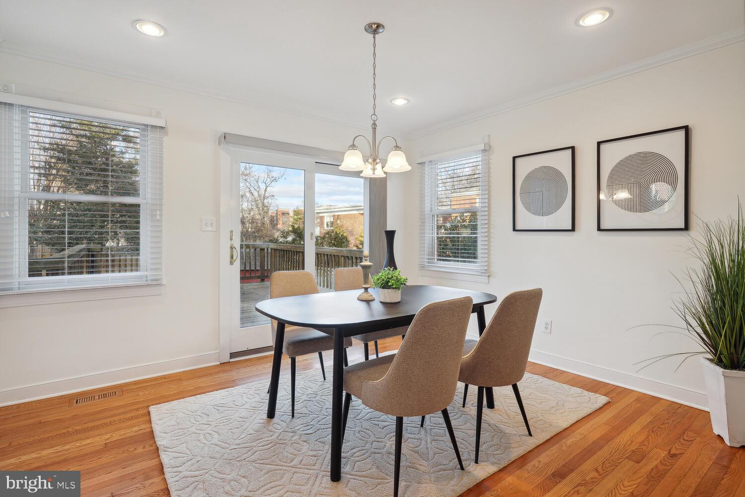 ARLINGTON HILLS - Residential