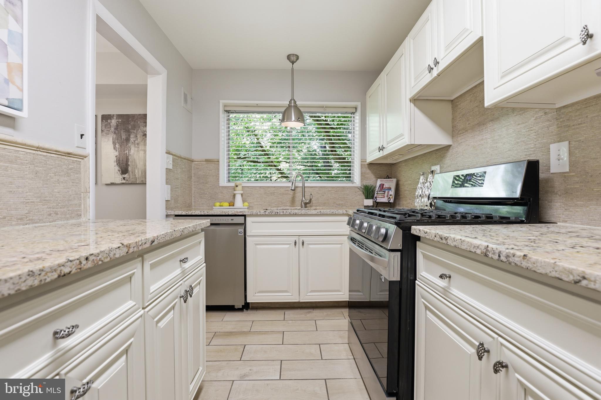 PARKSIDE CONDOMINIUMS - Residential