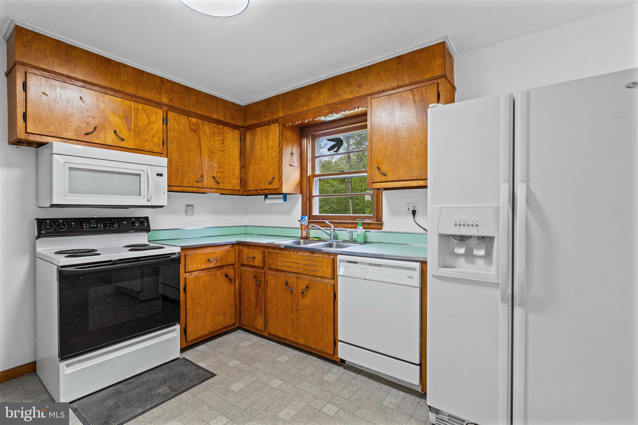 UPPERCO - Residential Lease