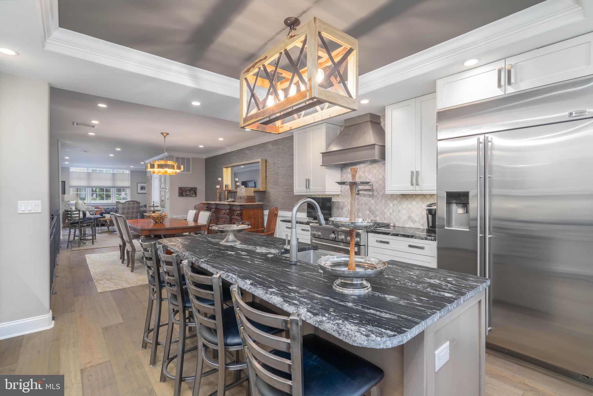 RITTENHOUSE SQUARE - Residential