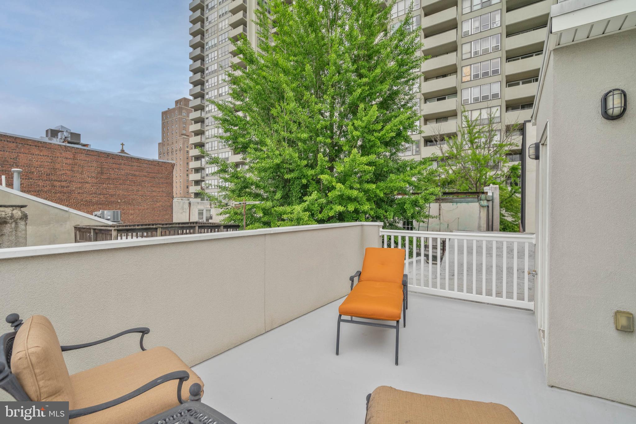 RITTENHOUSE SQUARE - Residential