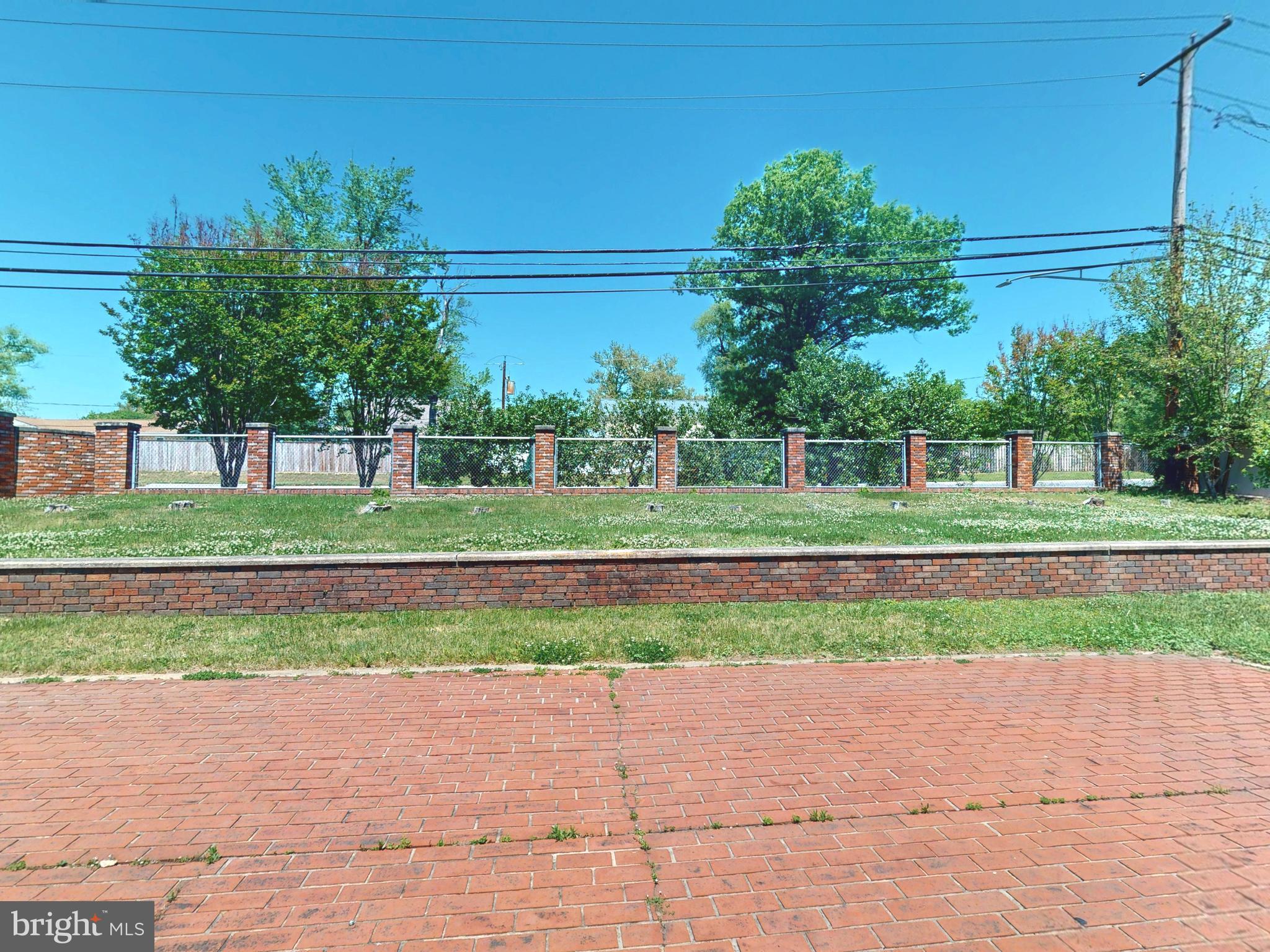 MEADOWBROOK AT BELAIR - Residential