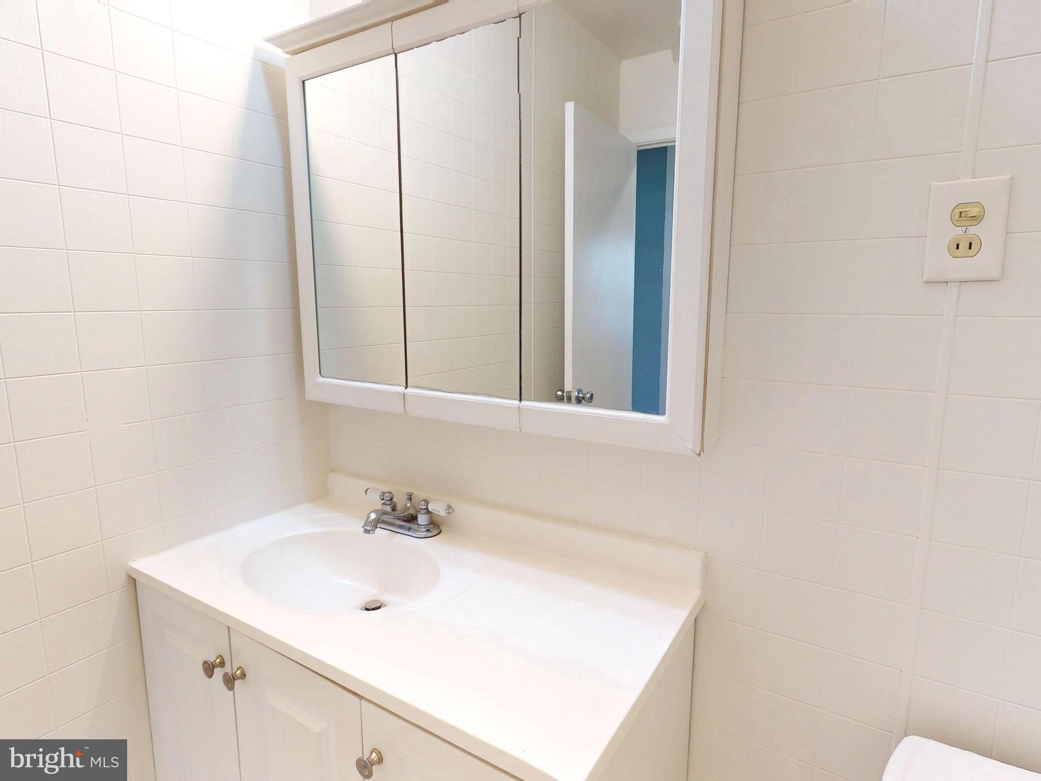 MEADOWBROOK AT BELAIR - Residential