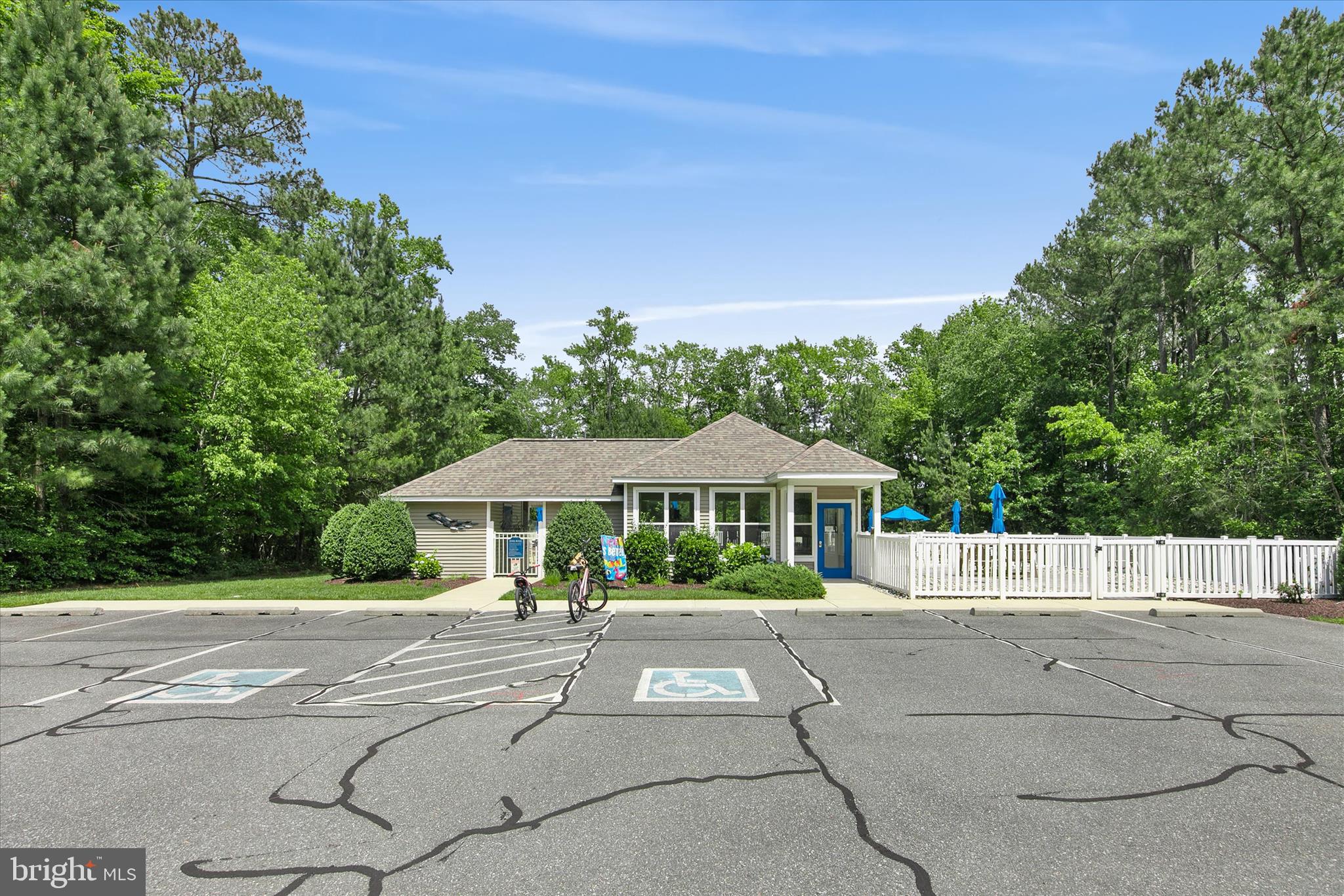 WINDMILL WOODS - Residential
