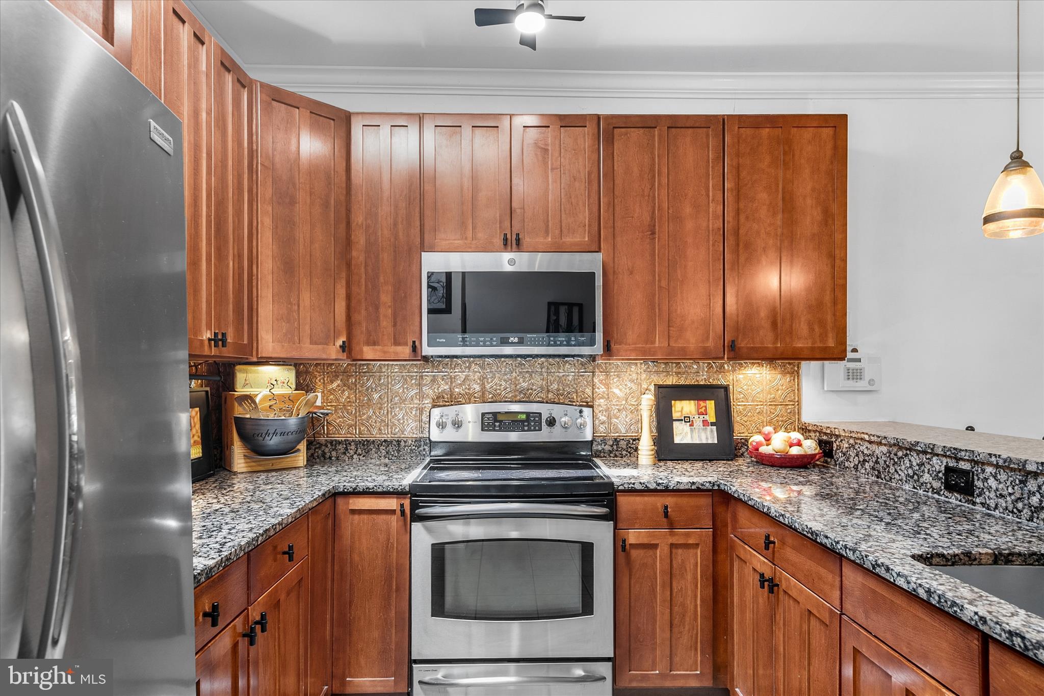 WINDMILL WOODS - Residential