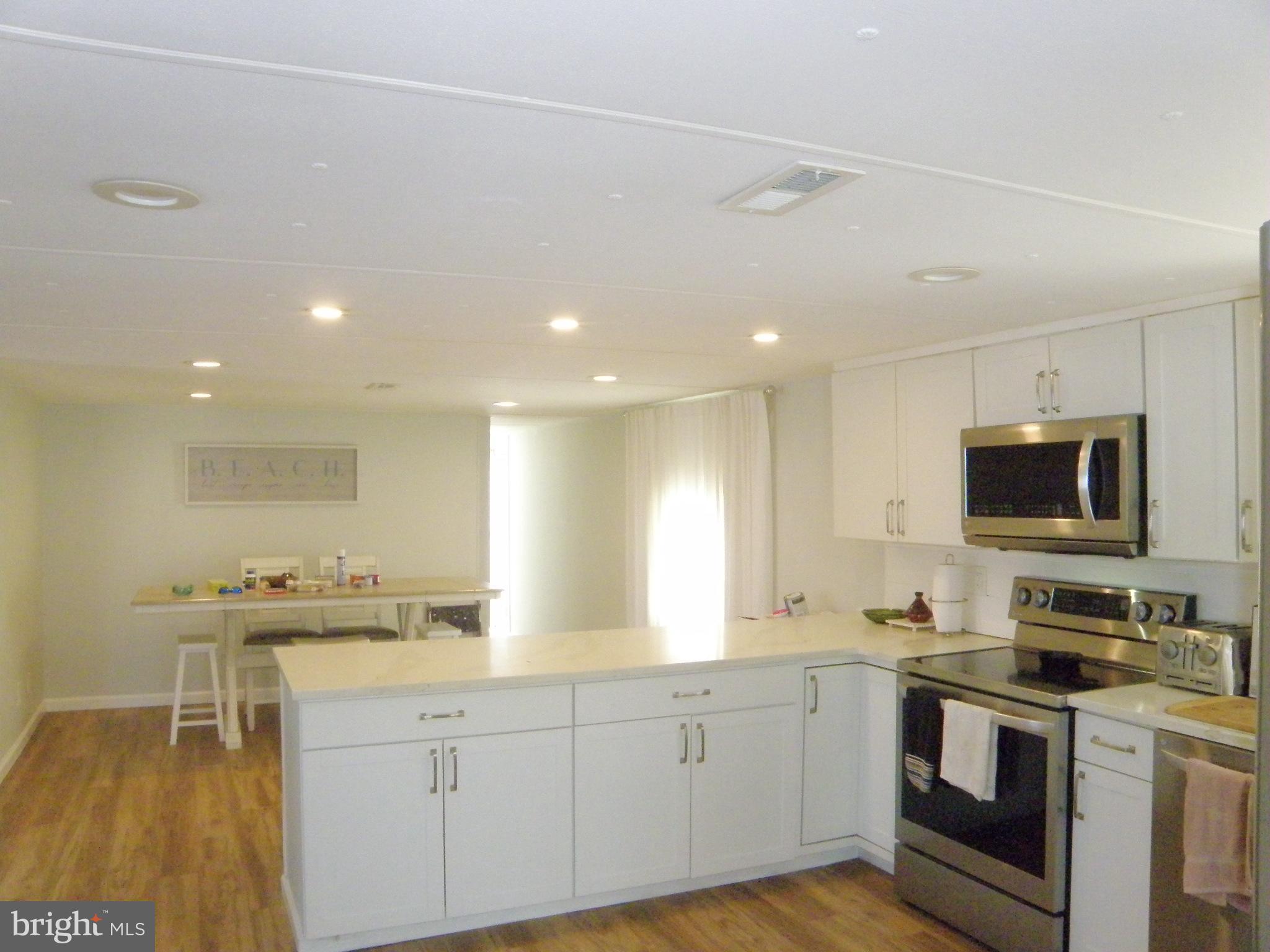 MARINERS COVE - Residential