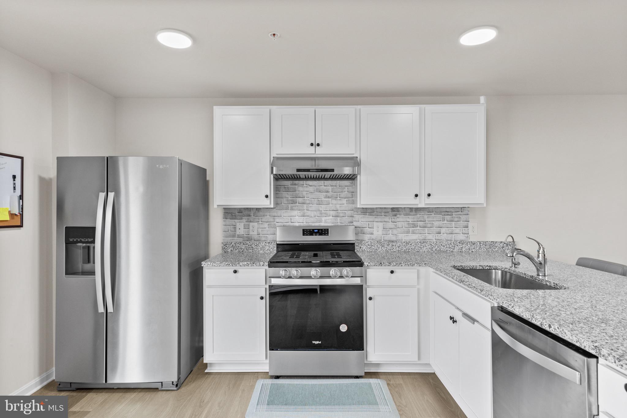 BLACKWATER LANDING - Residential