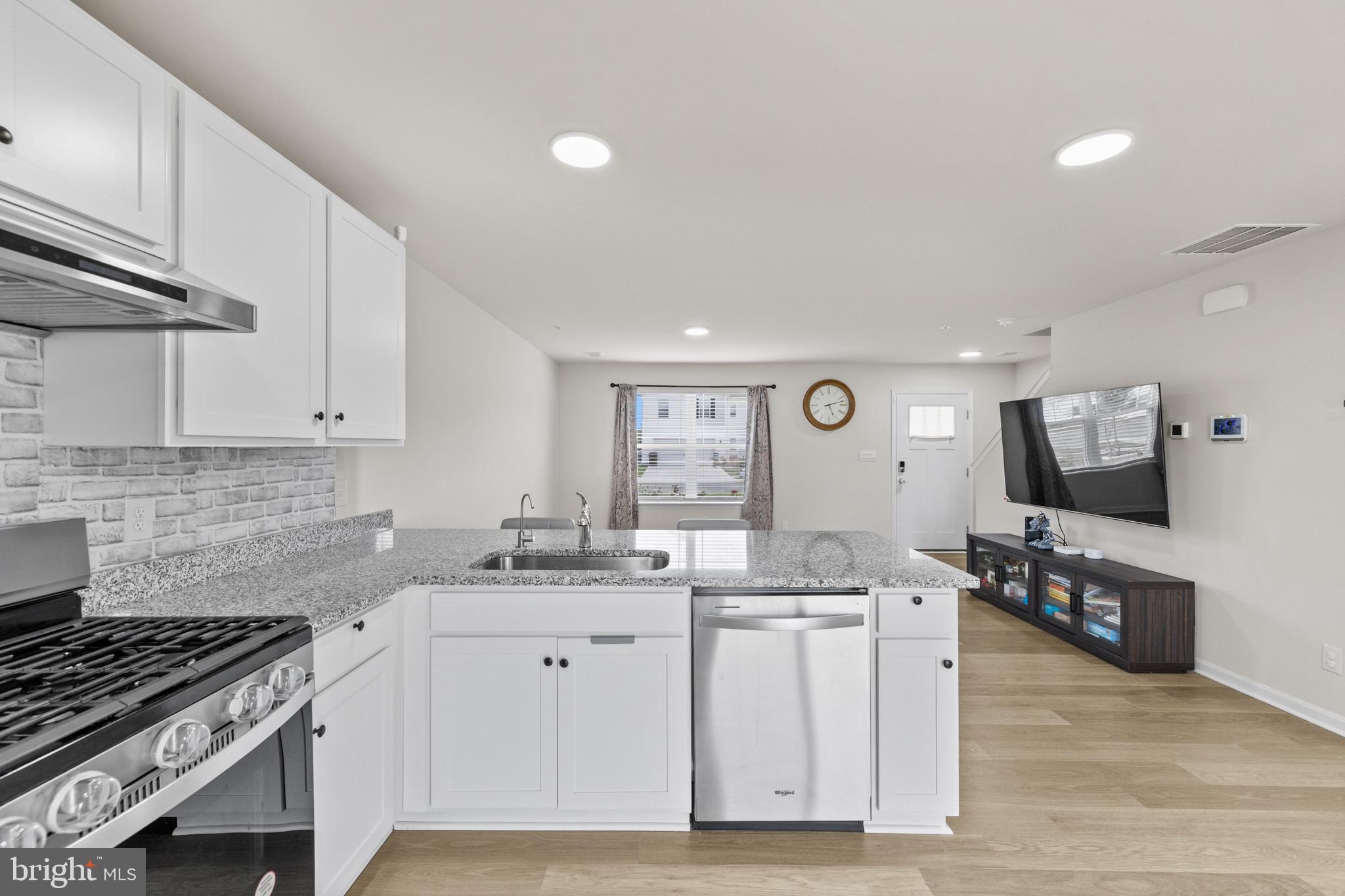BLACKWATER LANDING - Residential