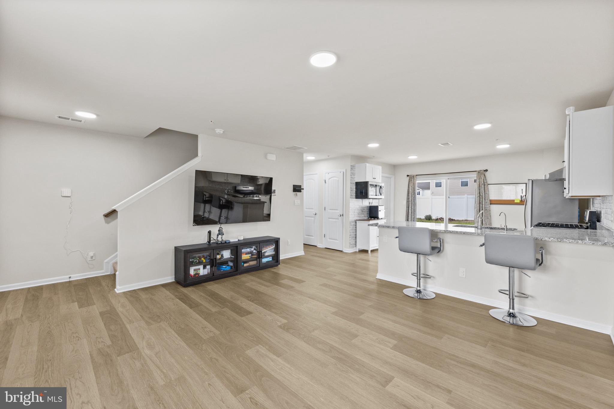 BLACKWATER LANDING - Residential