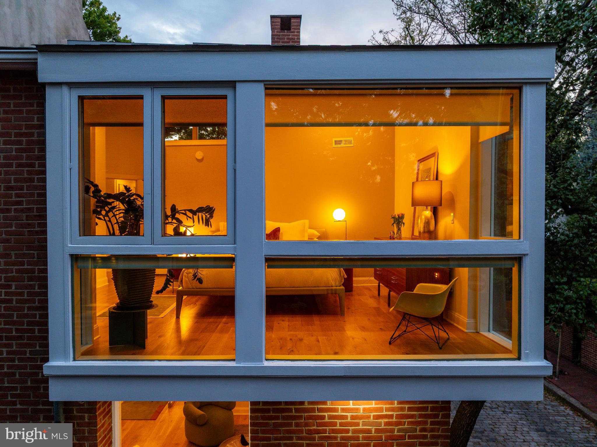 SOCIETY HILL - Residential