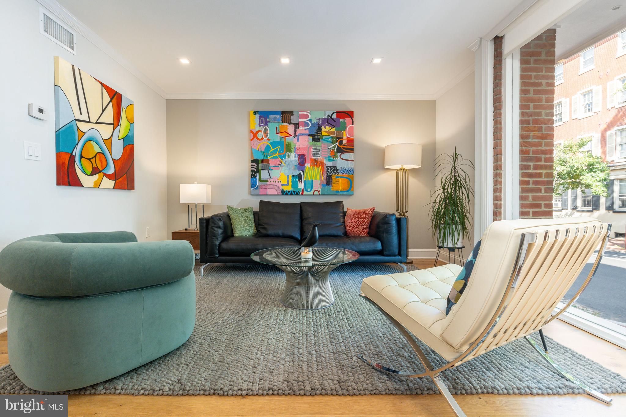 SOCIETY HILL - Residential