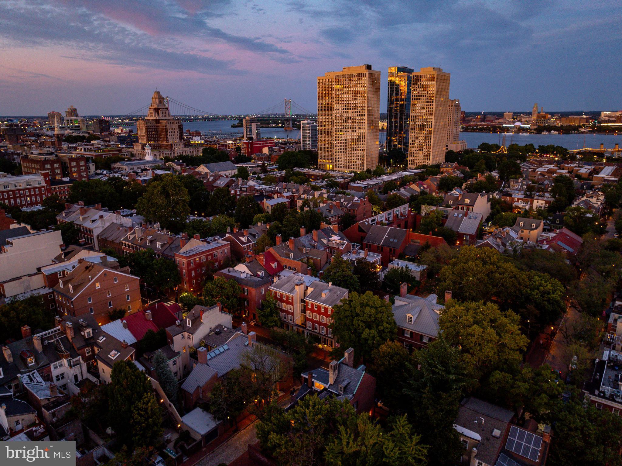 SOCIETY HILL - Residential