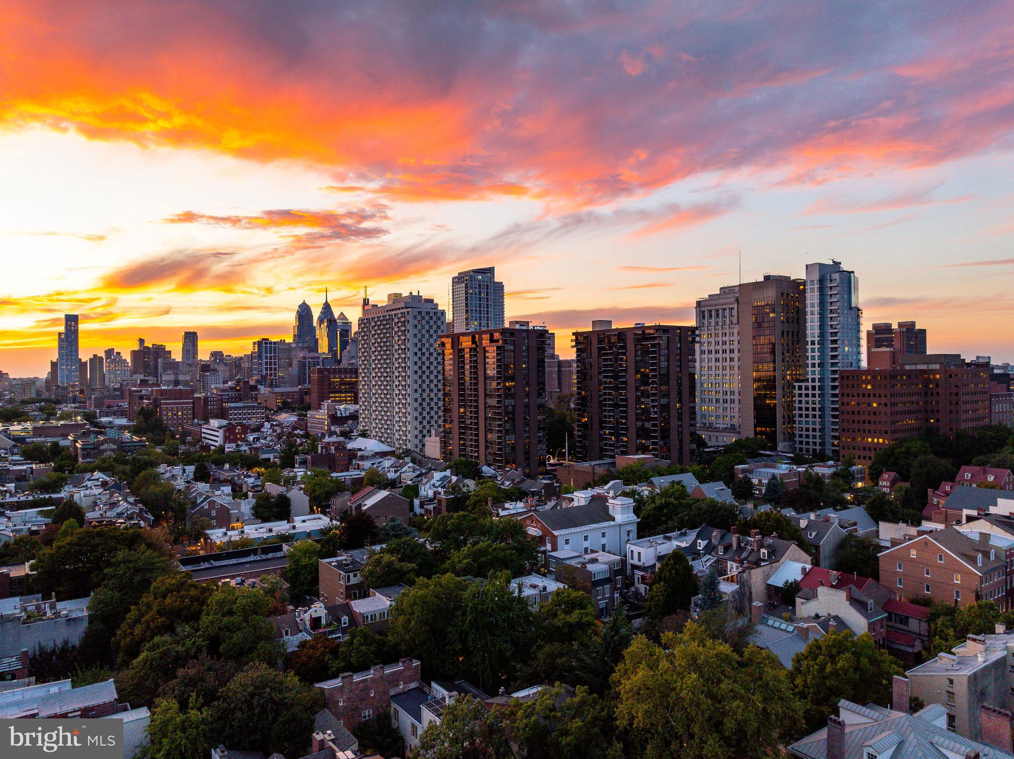 SOCIETY HILL - Residential