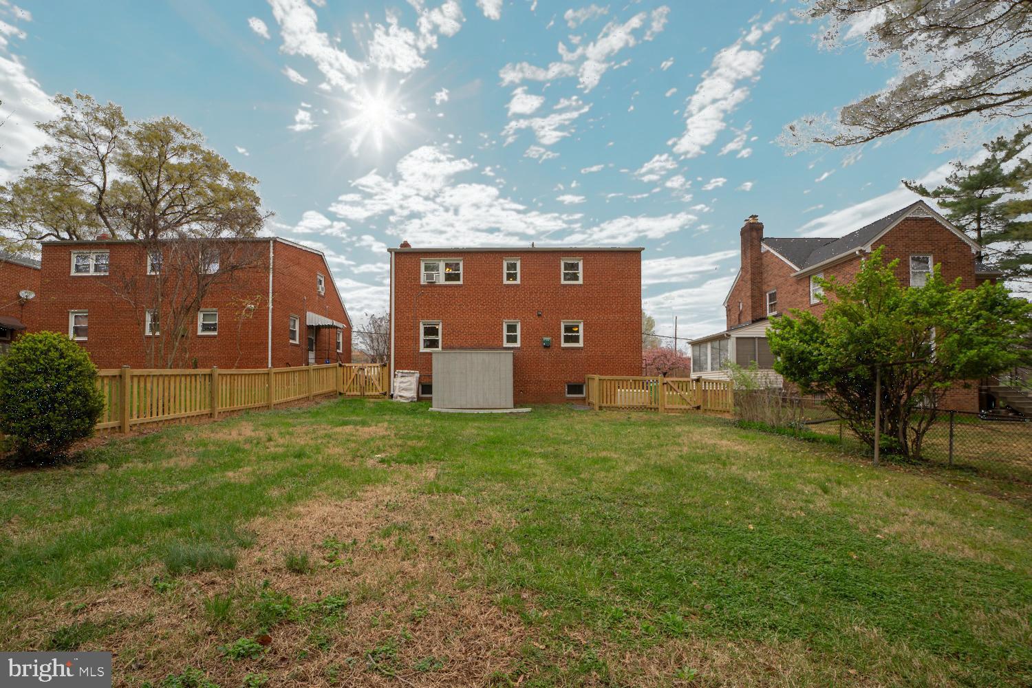 UNIVERSITY PARK - Residential