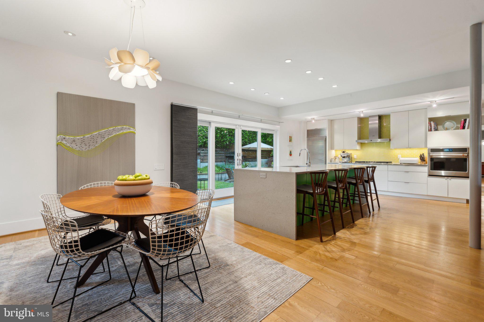 HIGH POINT - Residential