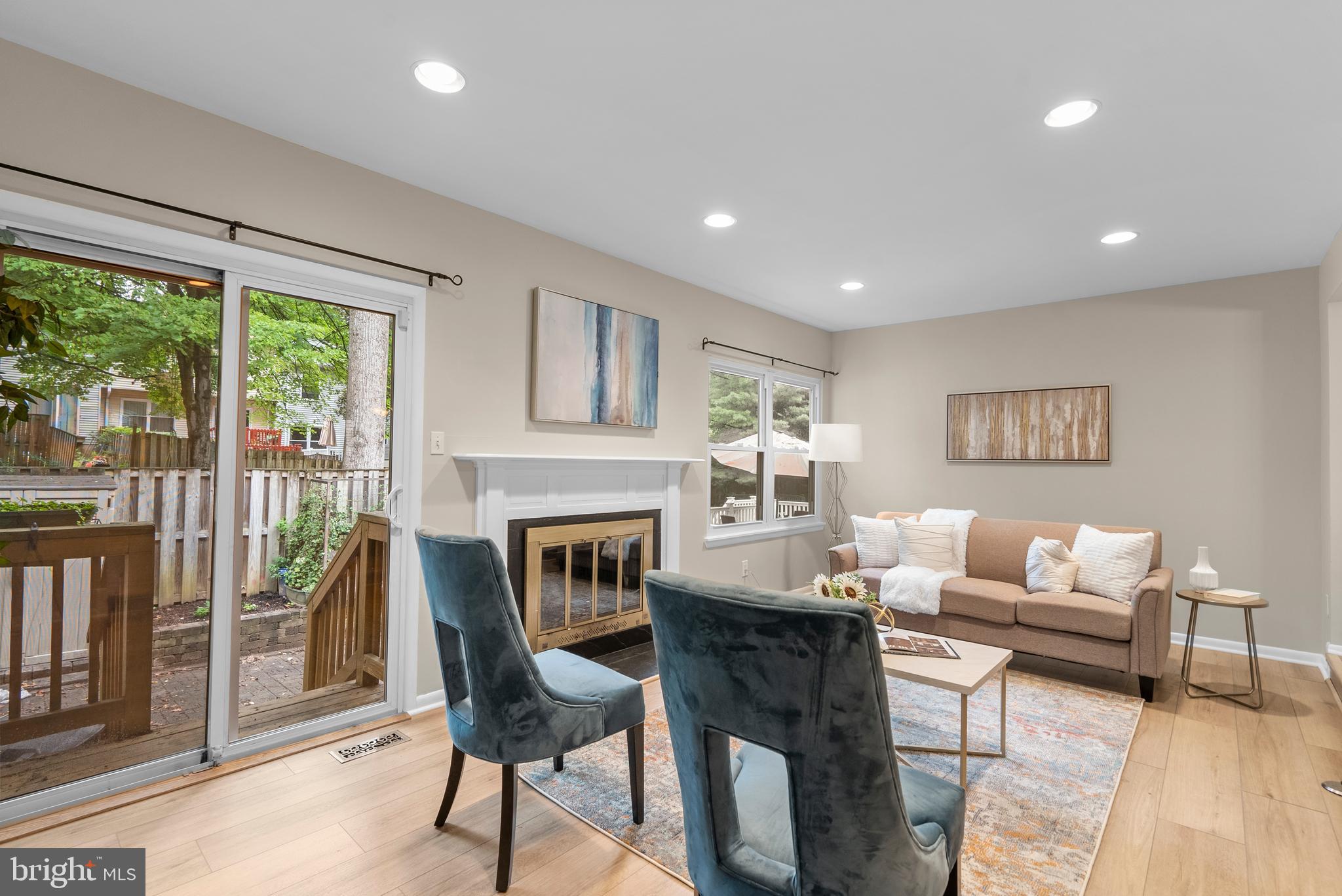 GUNNERS LAKE VILLAGE - Residential