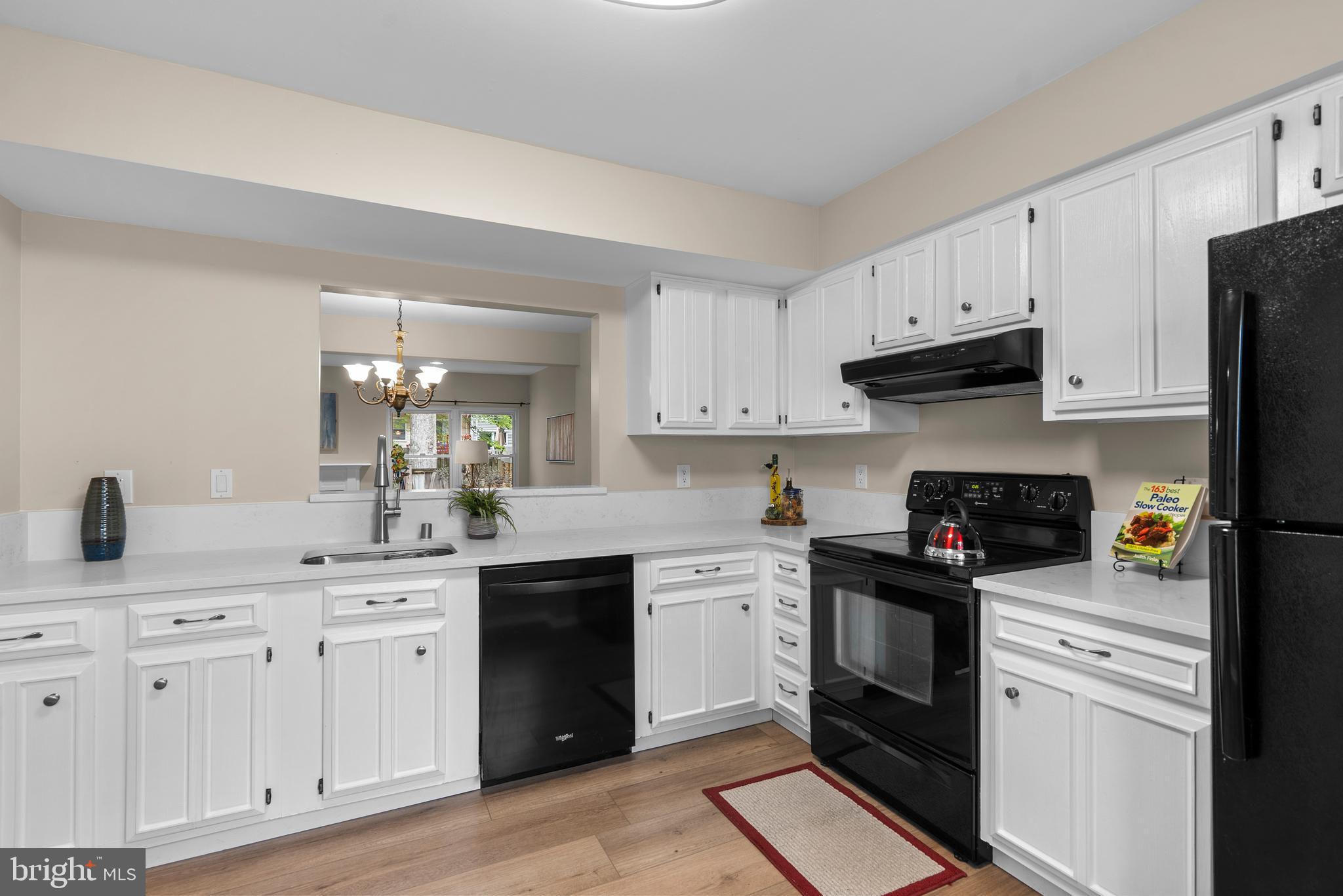 GUNNERS LAKE VILLAGE - Residential