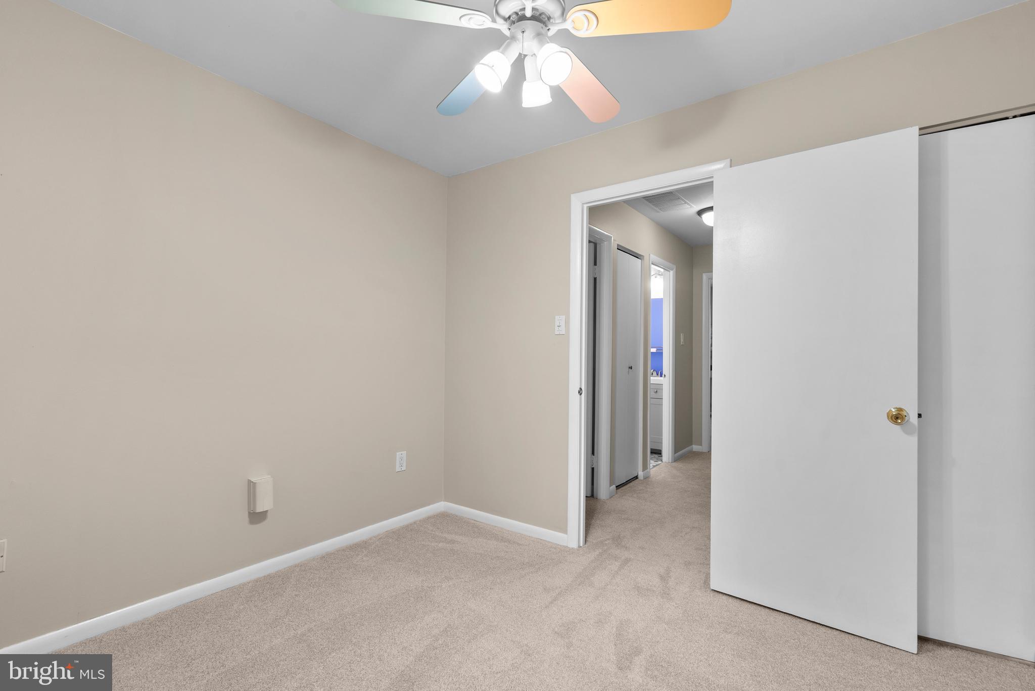 GUNNERS LAKE VILLAGE - Residential
