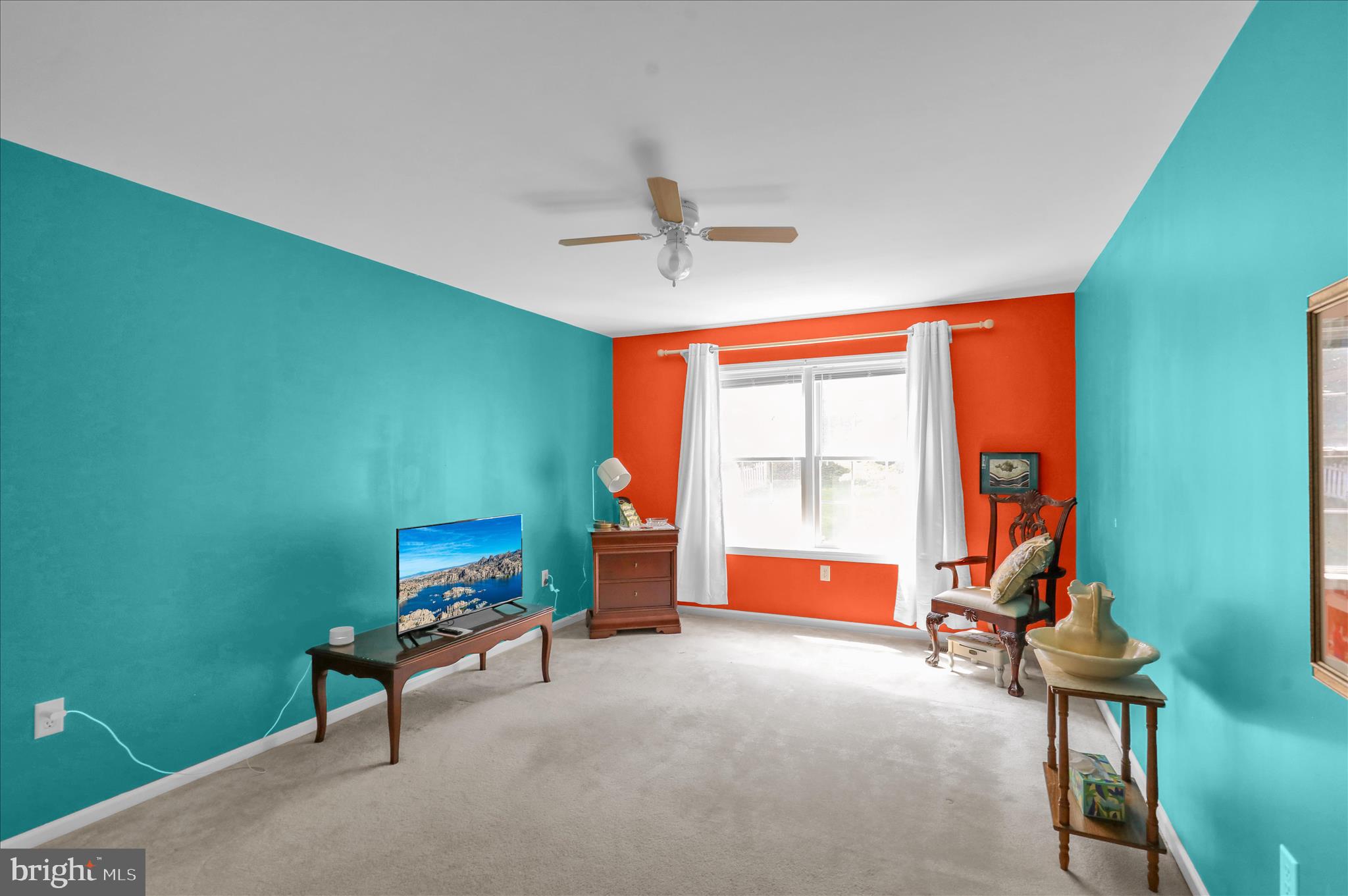 PATHFINDER WOODS - Residential