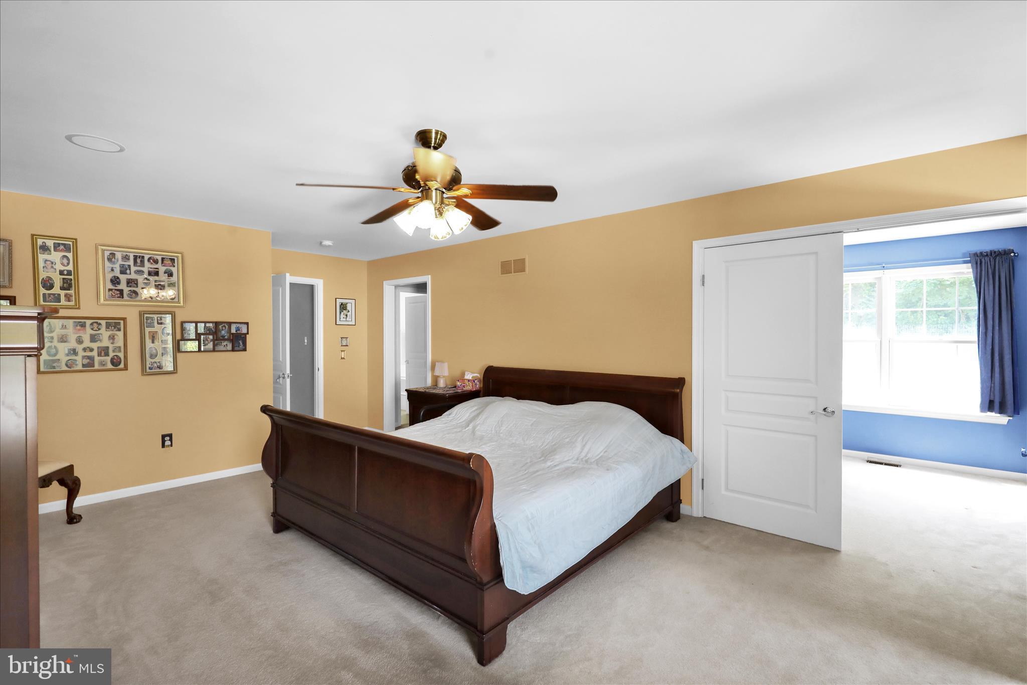 PATHFINDER WOODS - Residential