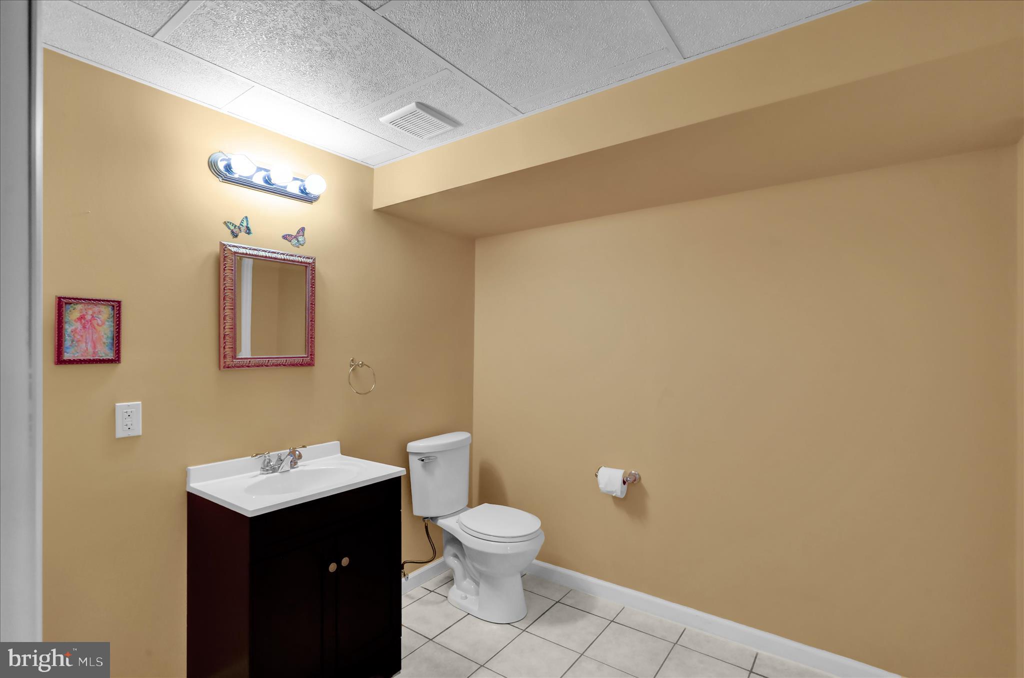 PATHFINDER WOODS - Residential