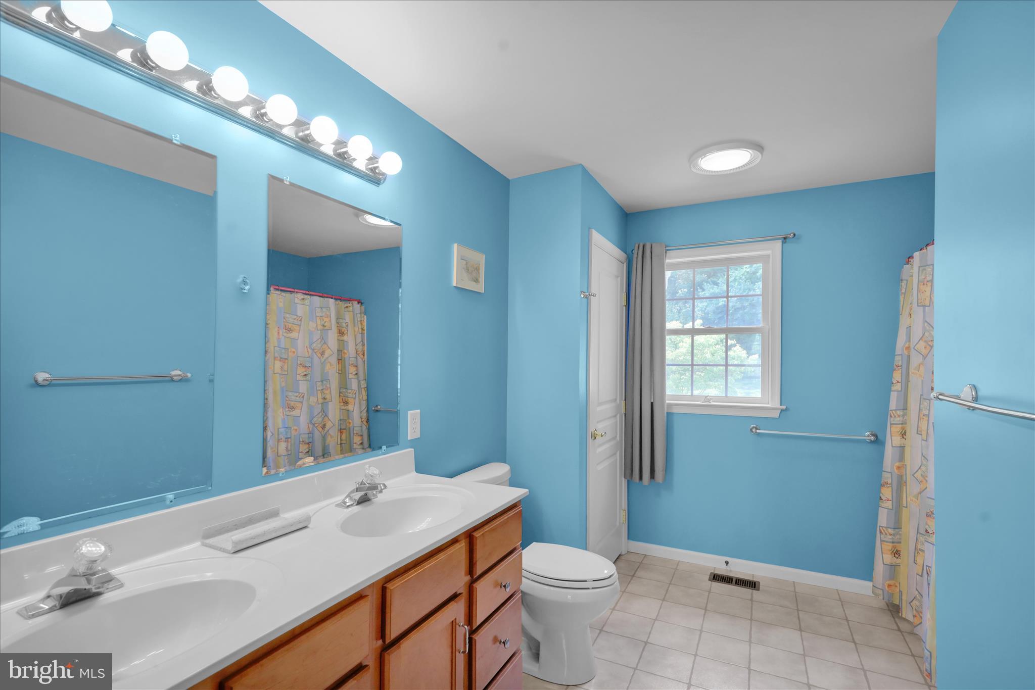 PATHFINDER WOODS - Residential