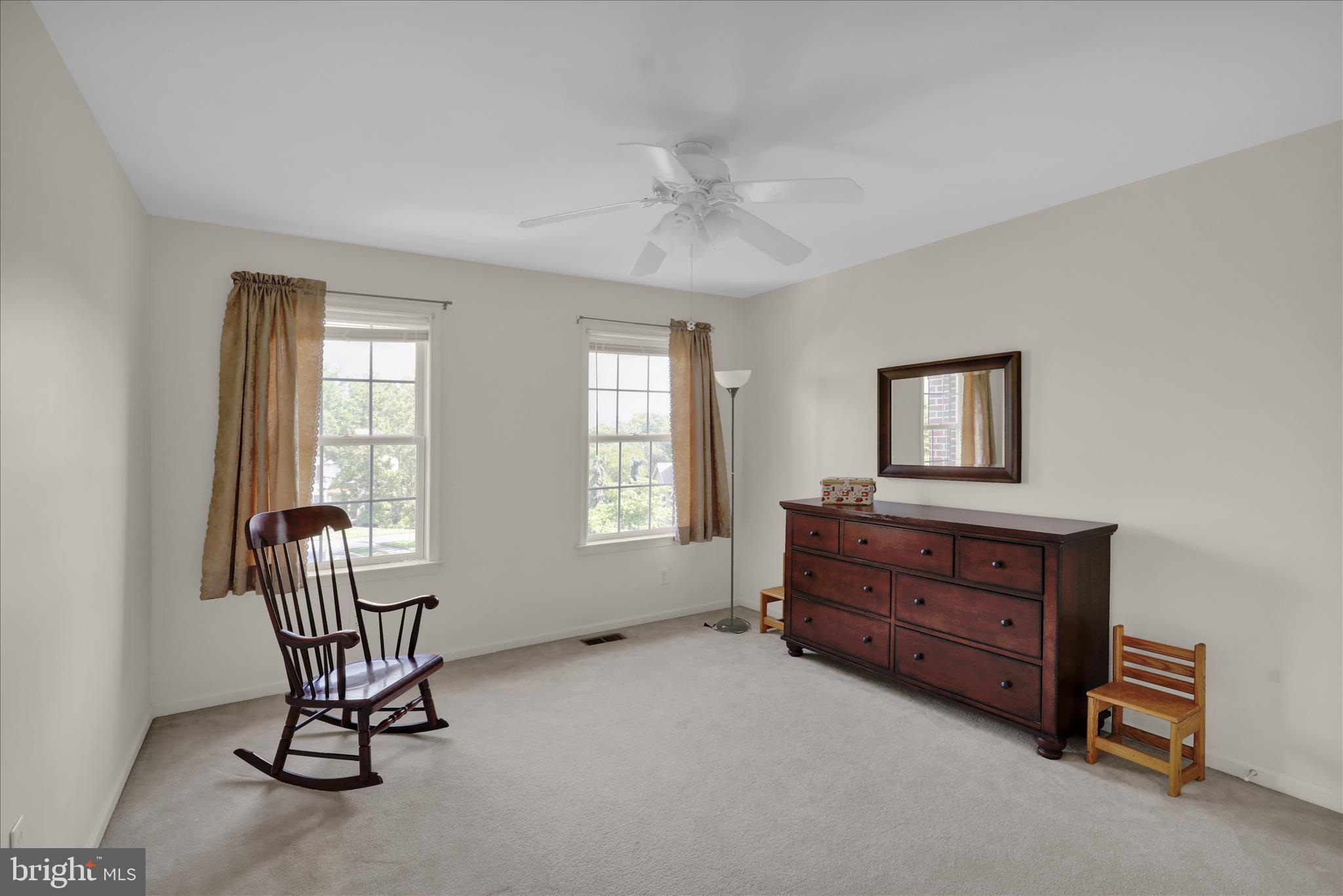 PATHFINDER WOODS - Residential