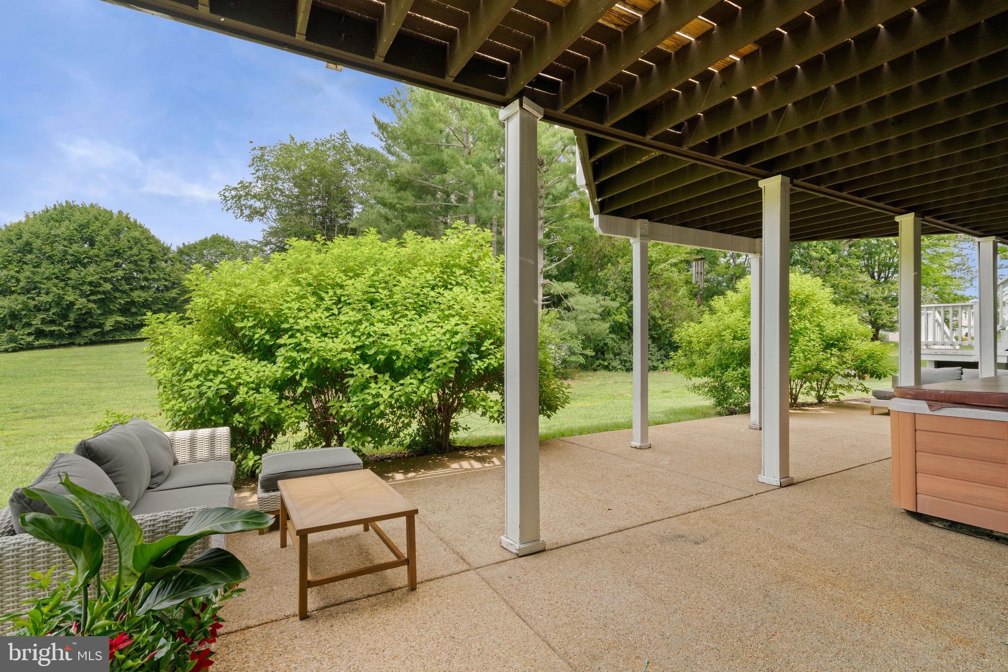 LAWNVALE ESTATES - Residential