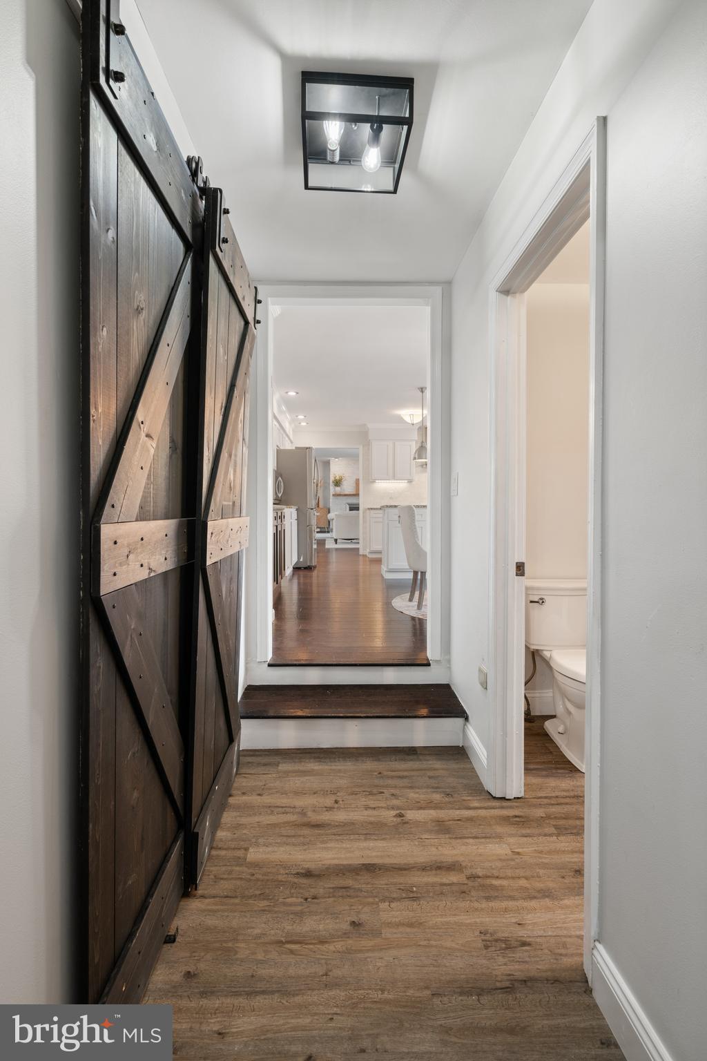 LAWNVALE ESTATES - Residential