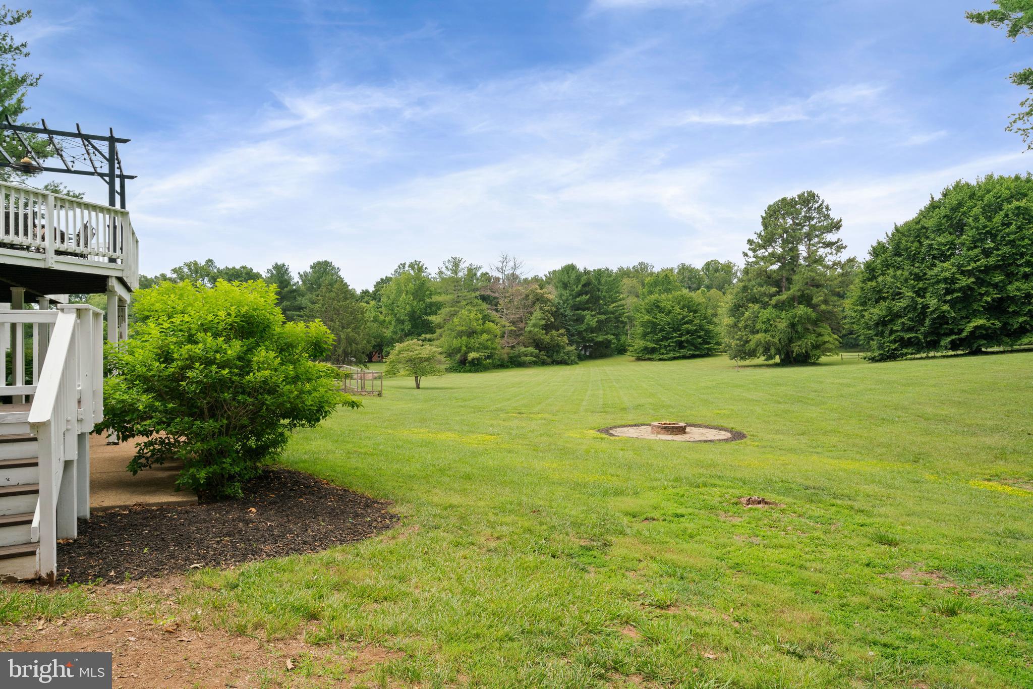 LAWNVALE ESTATES - Residential
